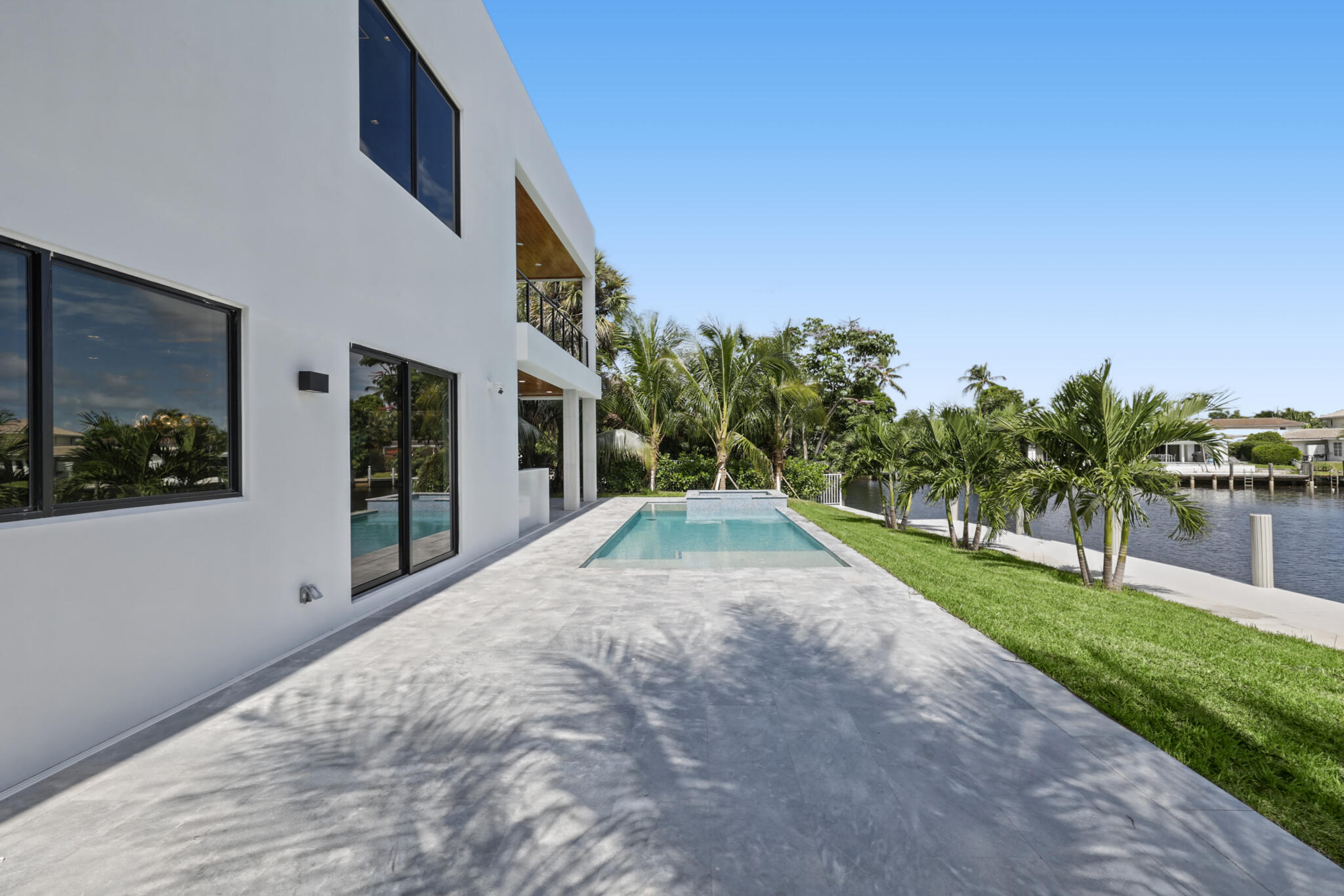 4730 NE 22nd Ave Lighthouse Point, FL 33064