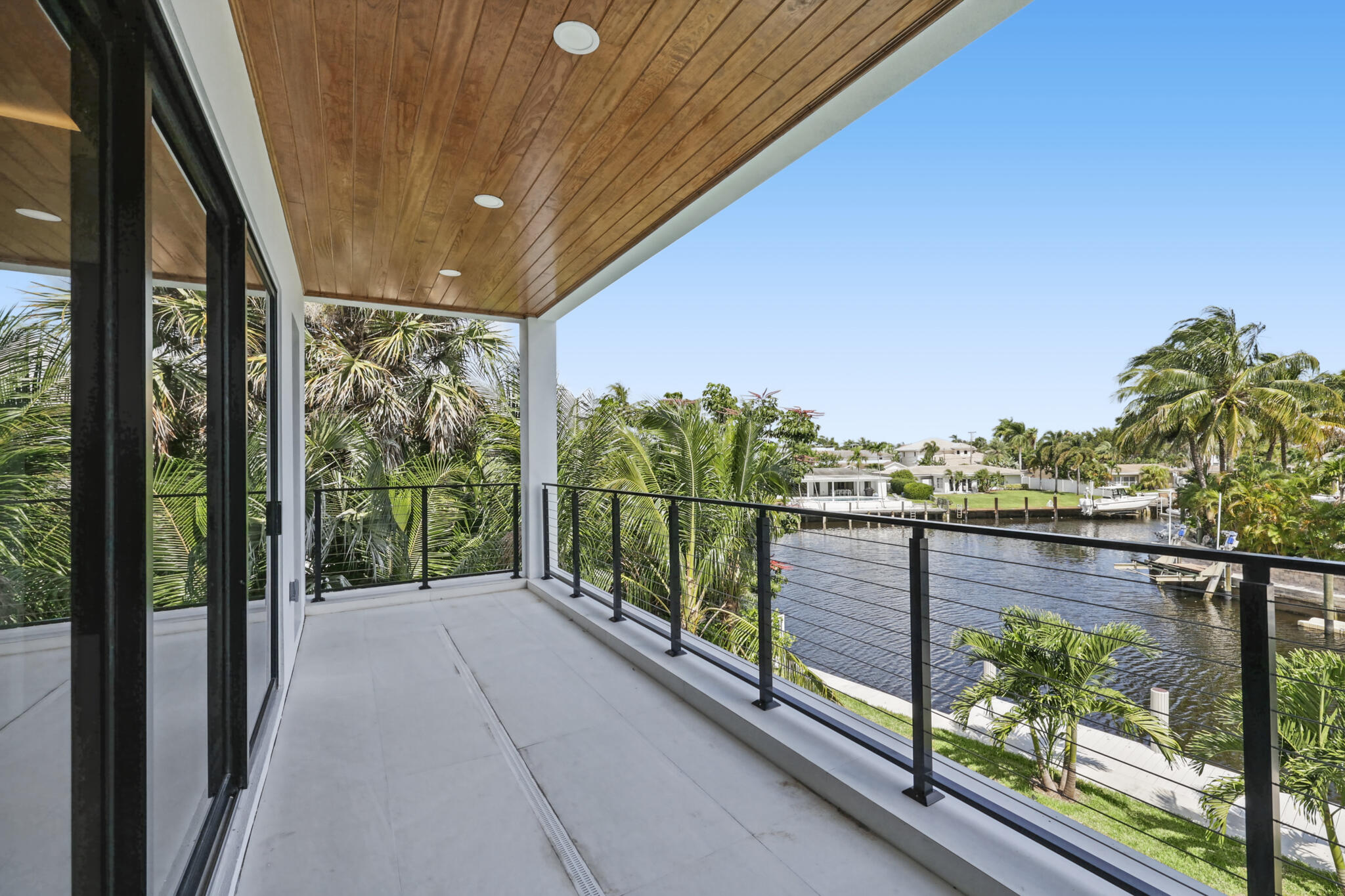 4730 NE 22nd Ave Lighthouse Point, FL 33064