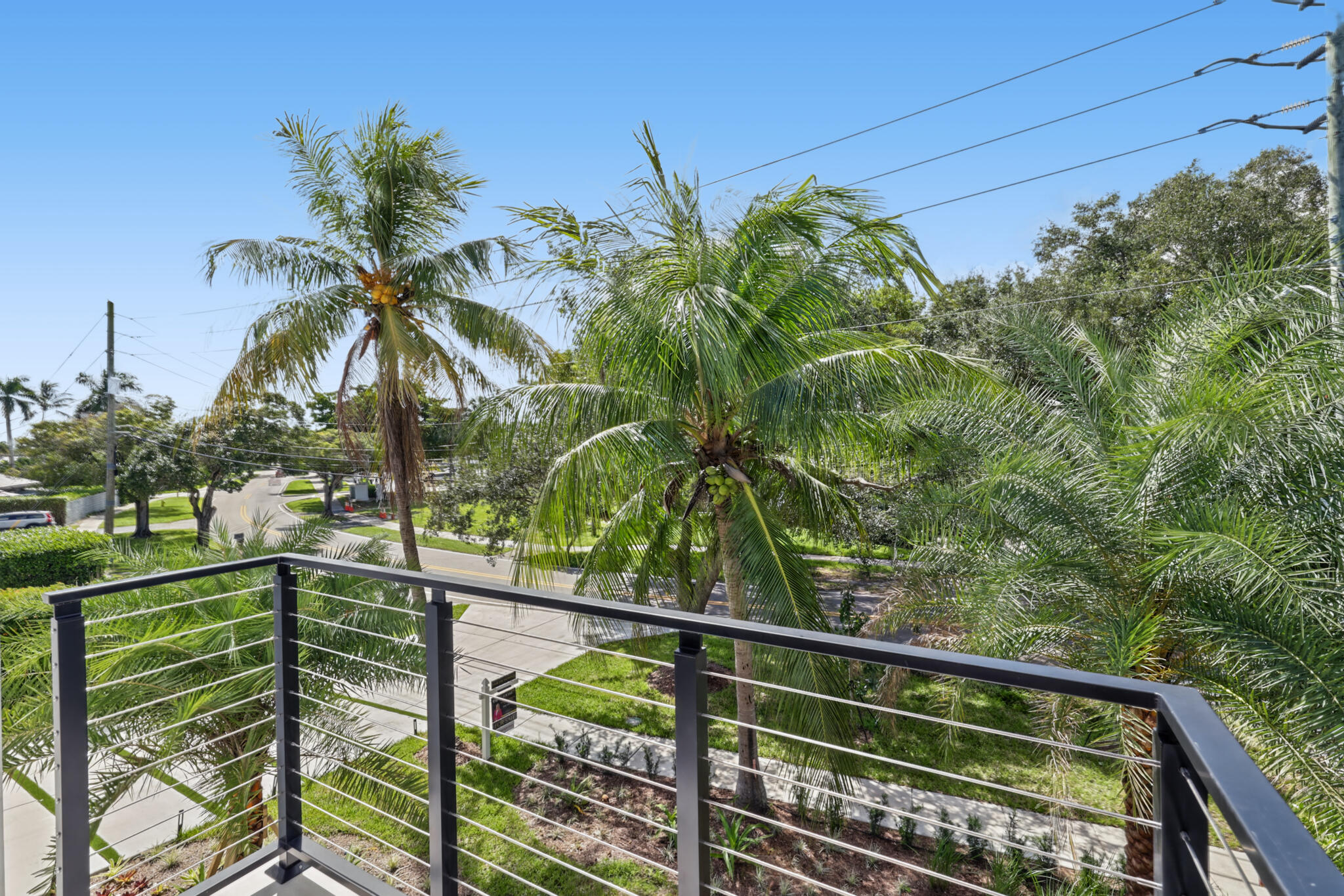 4730 NE 22nd Ave Lighthouse Point, FL 33064