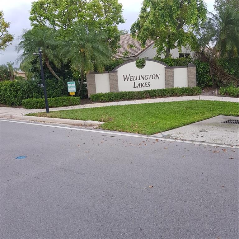 1714 Shoreside Cir