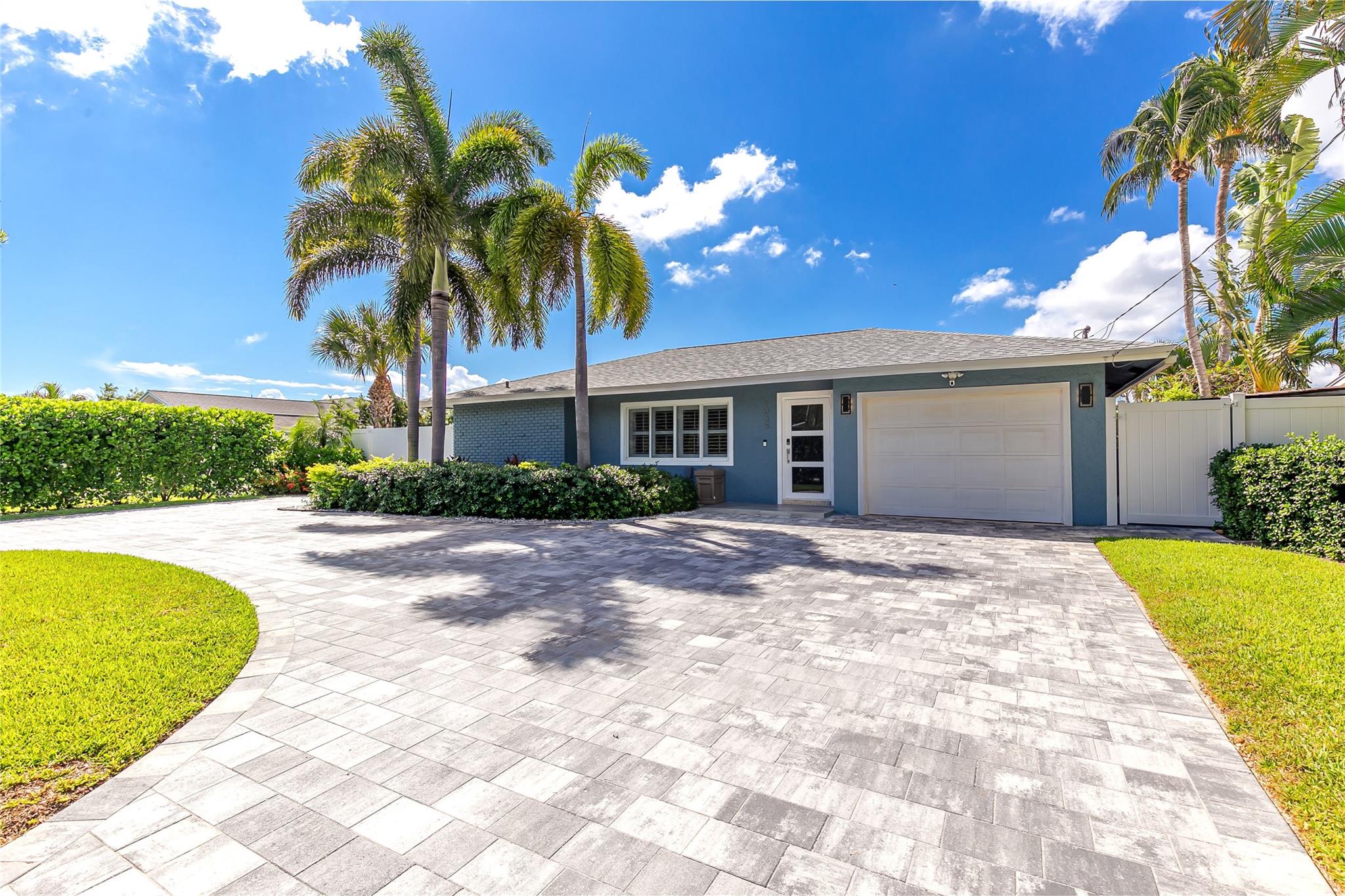 1035 Avocet Rd