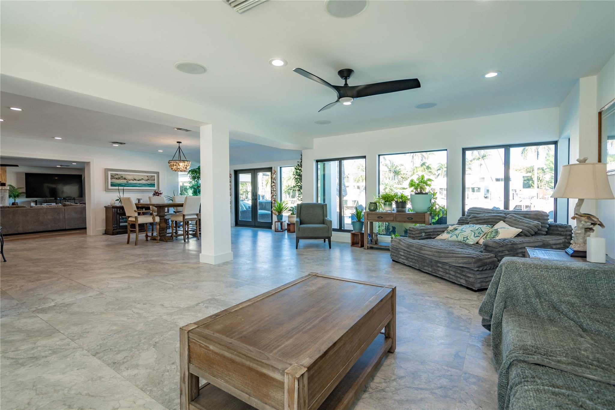 2817 NE 26th Ct Fort Lauderdale, FL 33306