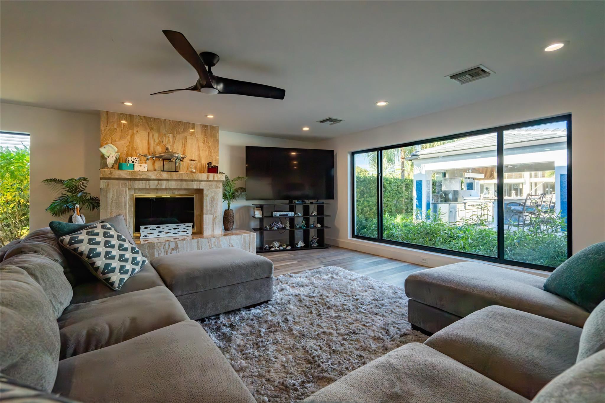 2817 NE 26th Ct Fort Lauderdale, FL 33306