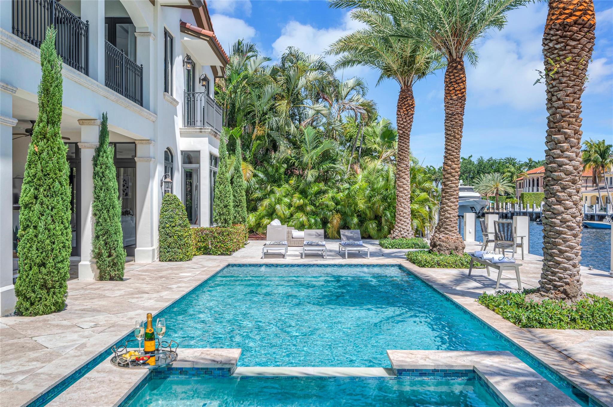 156 Fiesta Way Fort Lauderdale, FL 33301