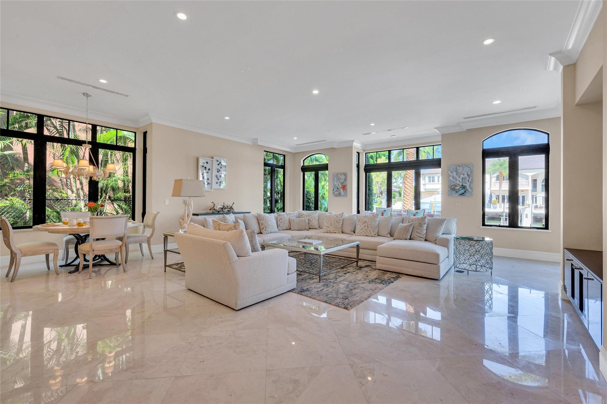 156 Fiesta Way Fort Lauderdale, FL 33301