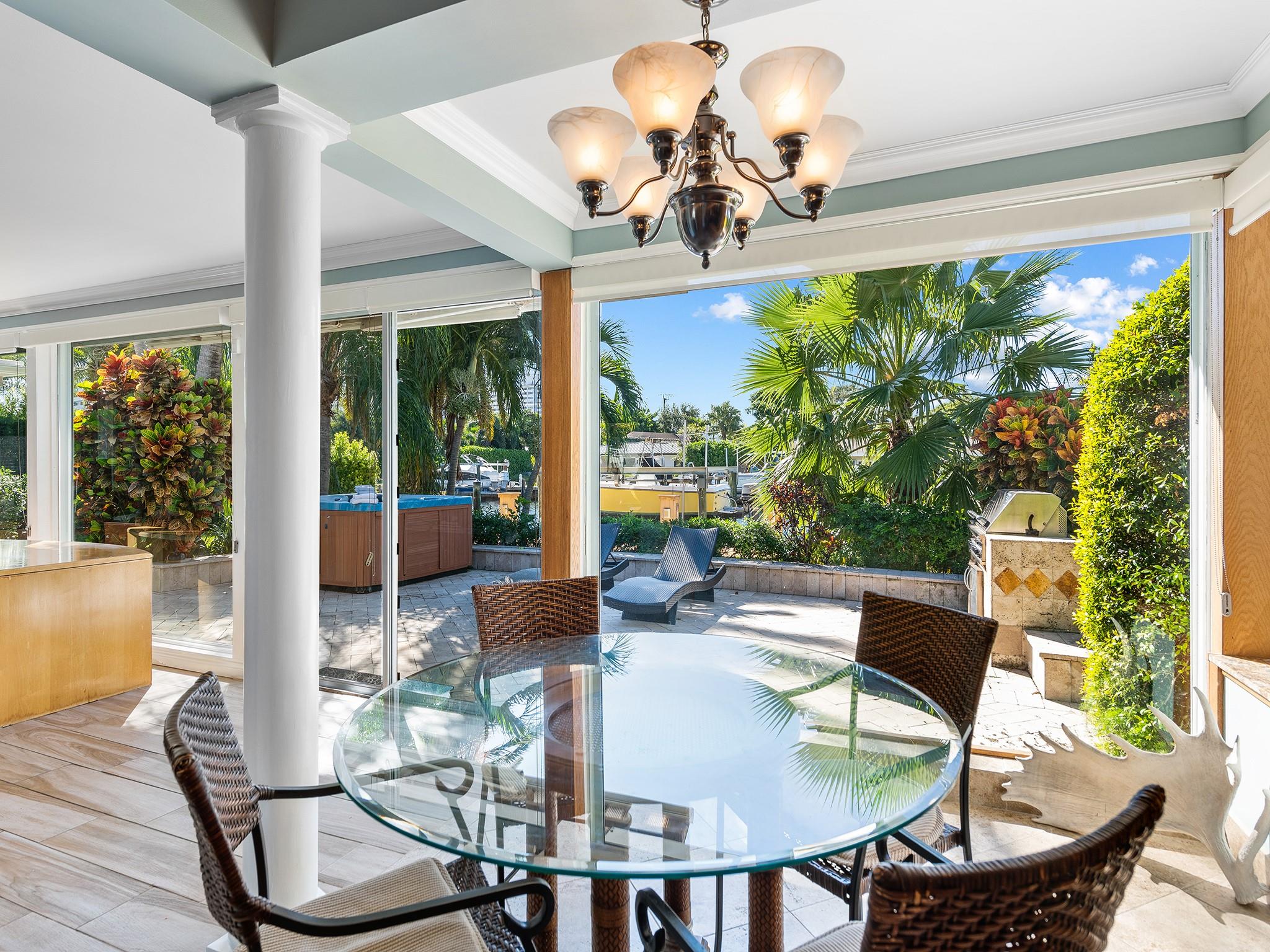 2612 Grace Dr Fort Lauderdale, FL 33316