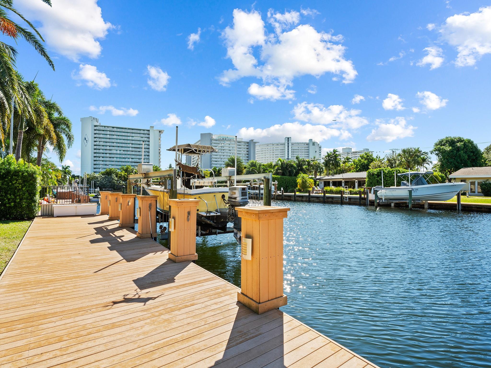 2612 Grace Dr Fort Lauderdale, FL 33316