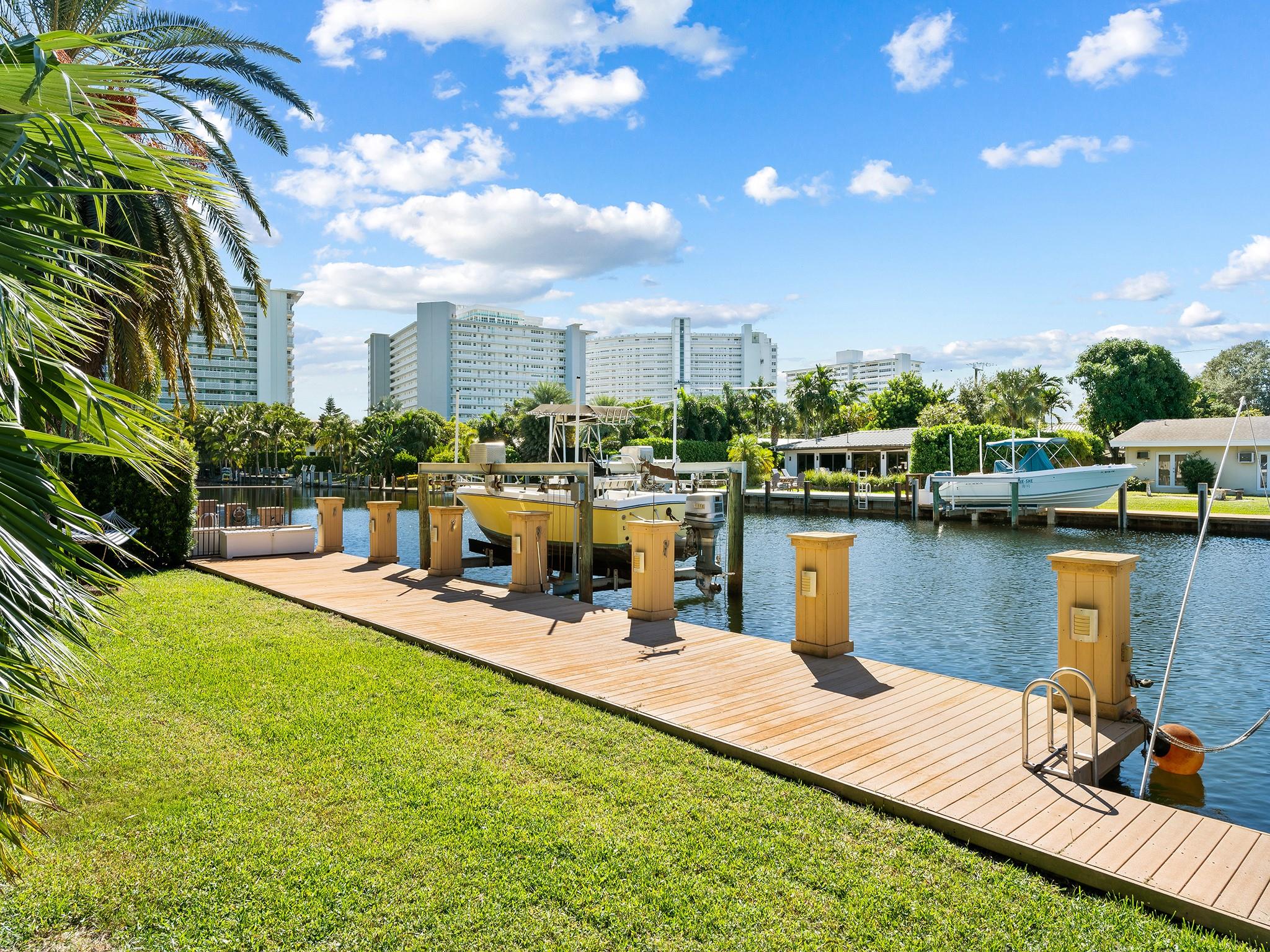 2612 Grace Dr Fort Lauderdale, FL 33316