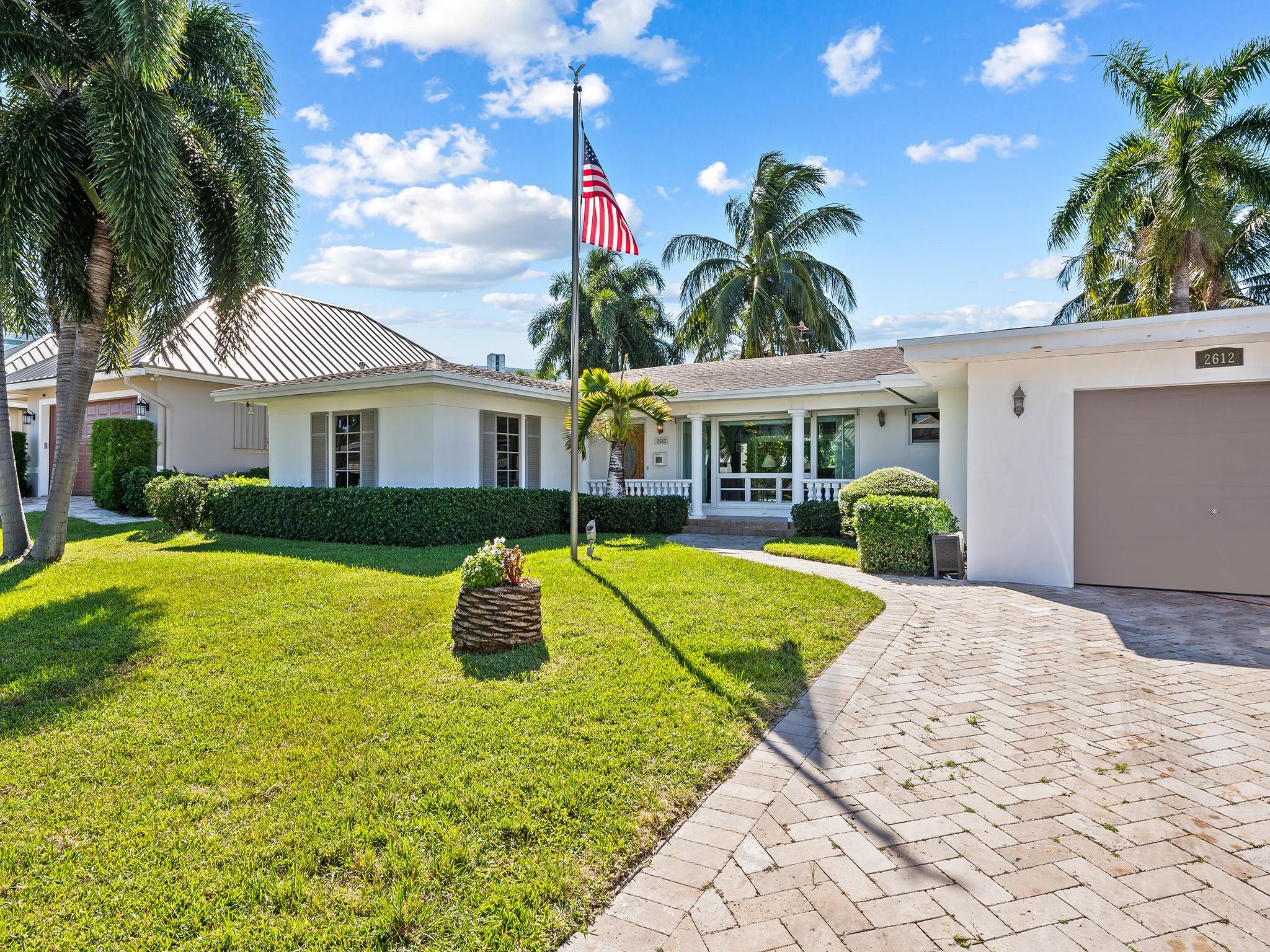 2612 Grace Dr Fort Lauderdale, FL 33316