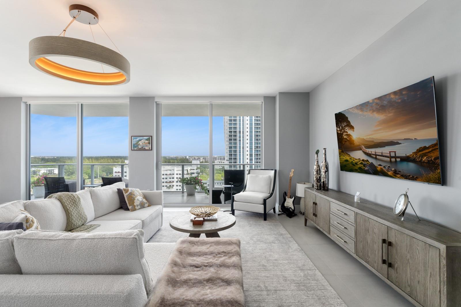 17111 Biscayne Blvd #1101 North Miami Beach, FL 33160