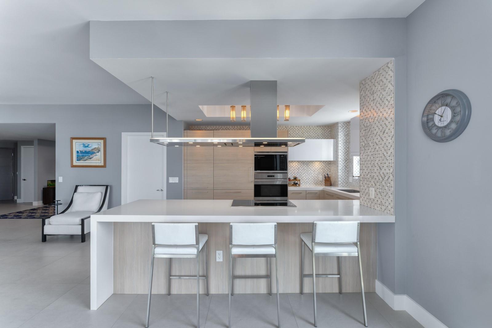 17111 Biscayne Blvd #1101 North Miami Beach, FL 33160