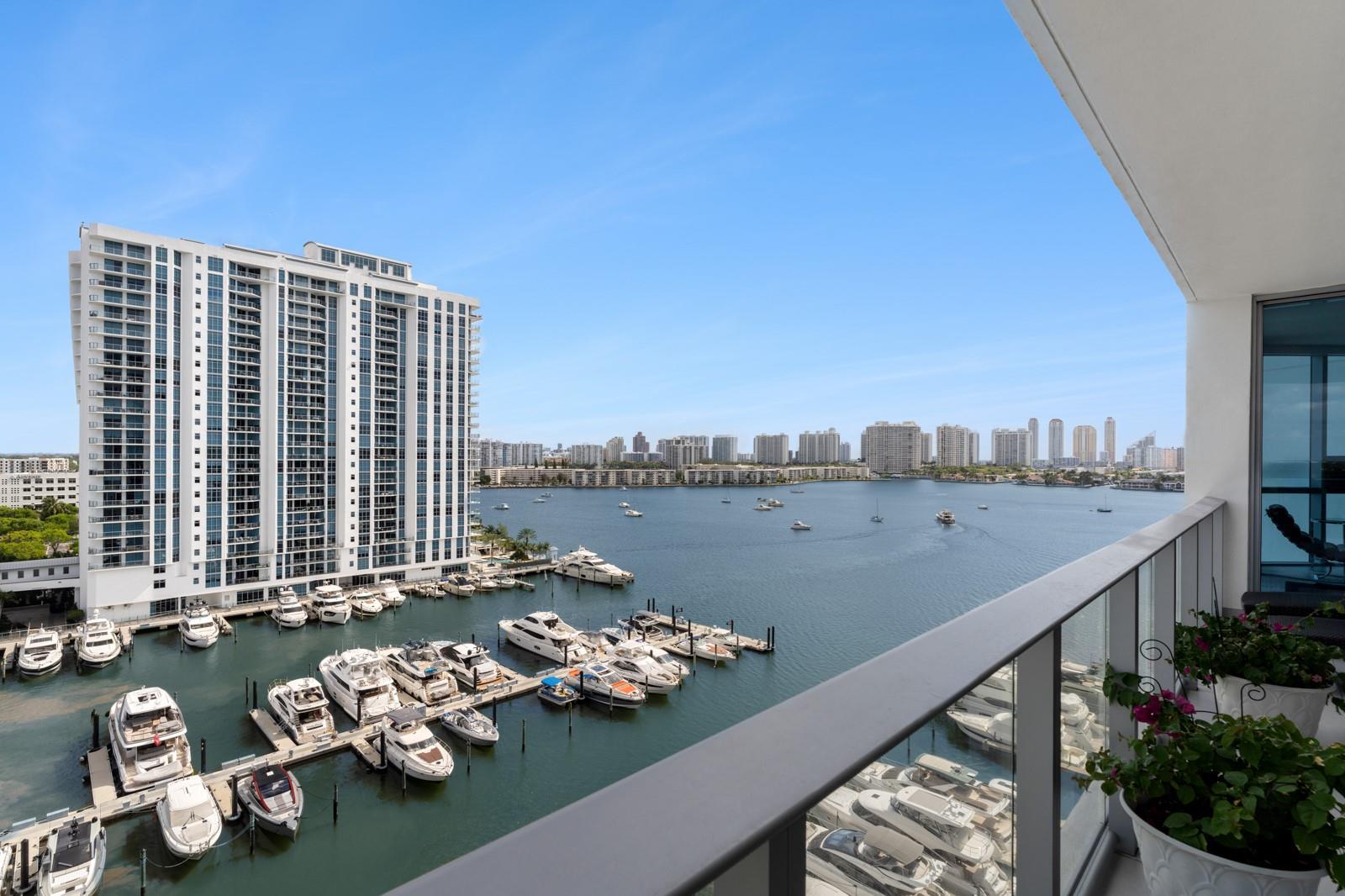 17111 Biscayne Blvd #1101 North Miami Beach, FL 33160