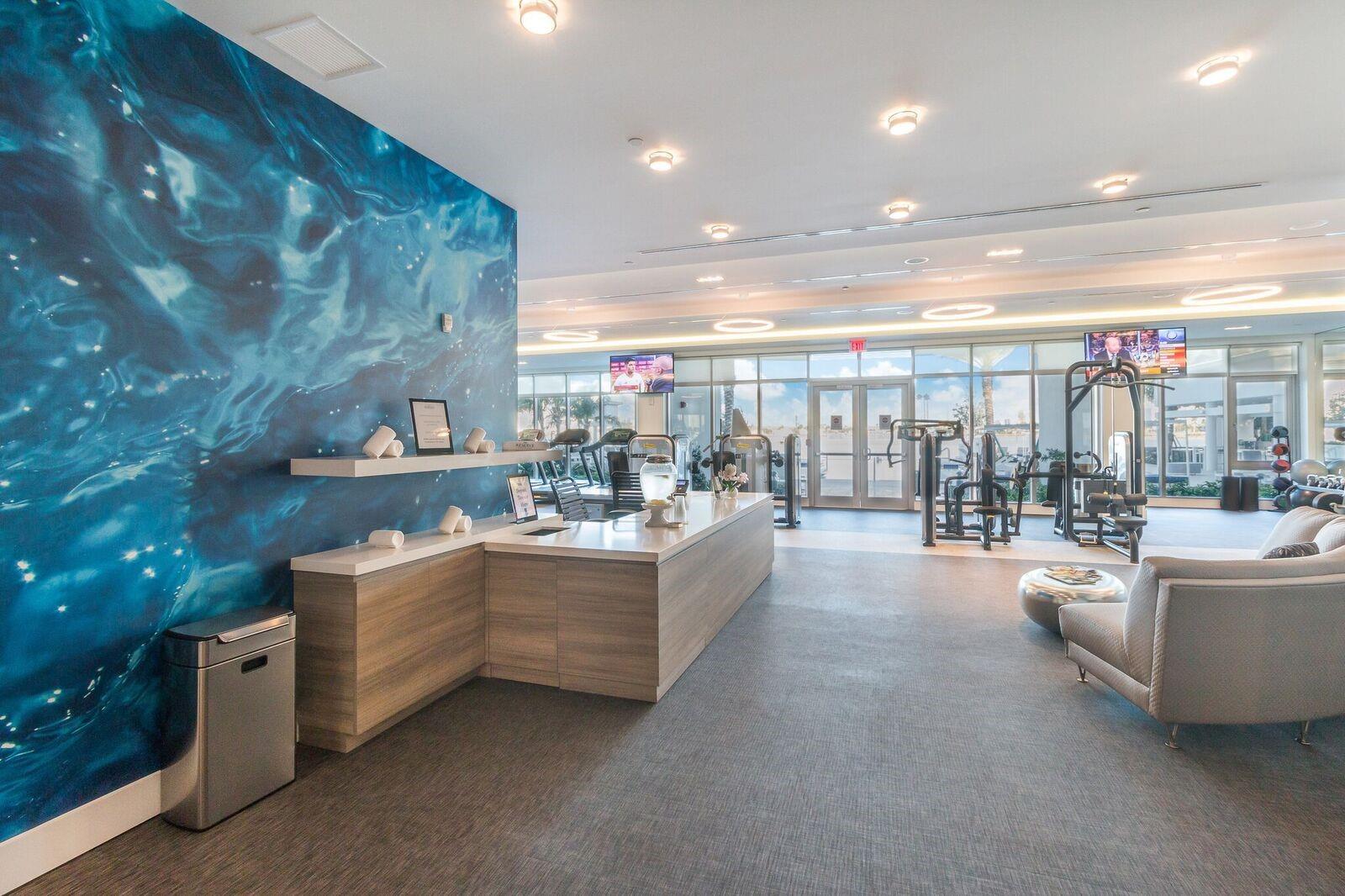 17111 Biscayne Blvd #1101 North Miami Beach, FL 33160