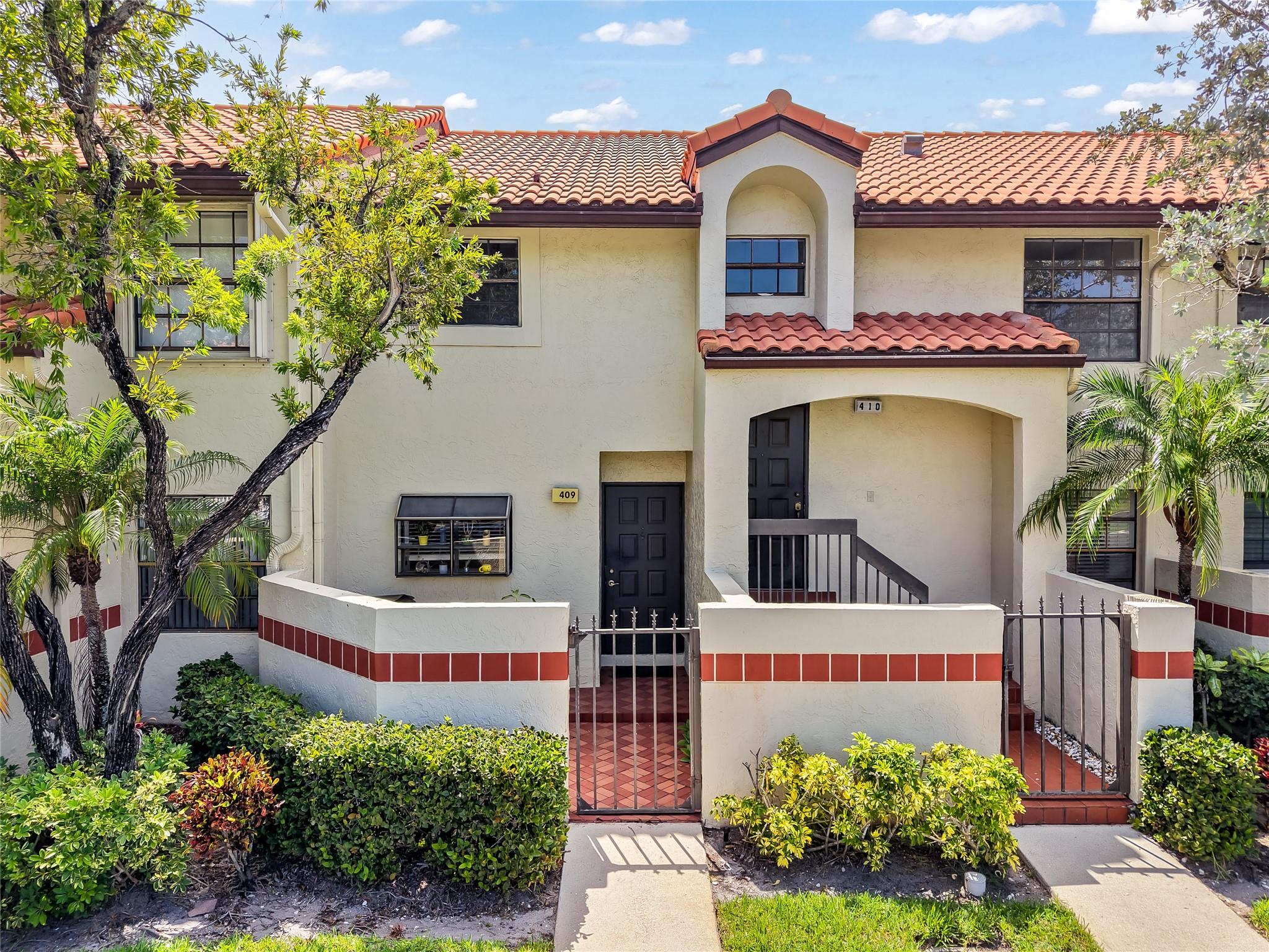 409 Republic Ct #409