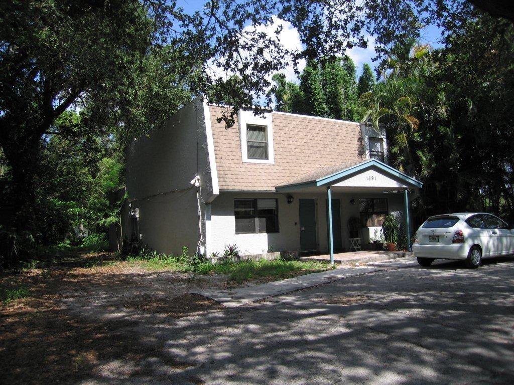 1591 Sw 23rd Ct