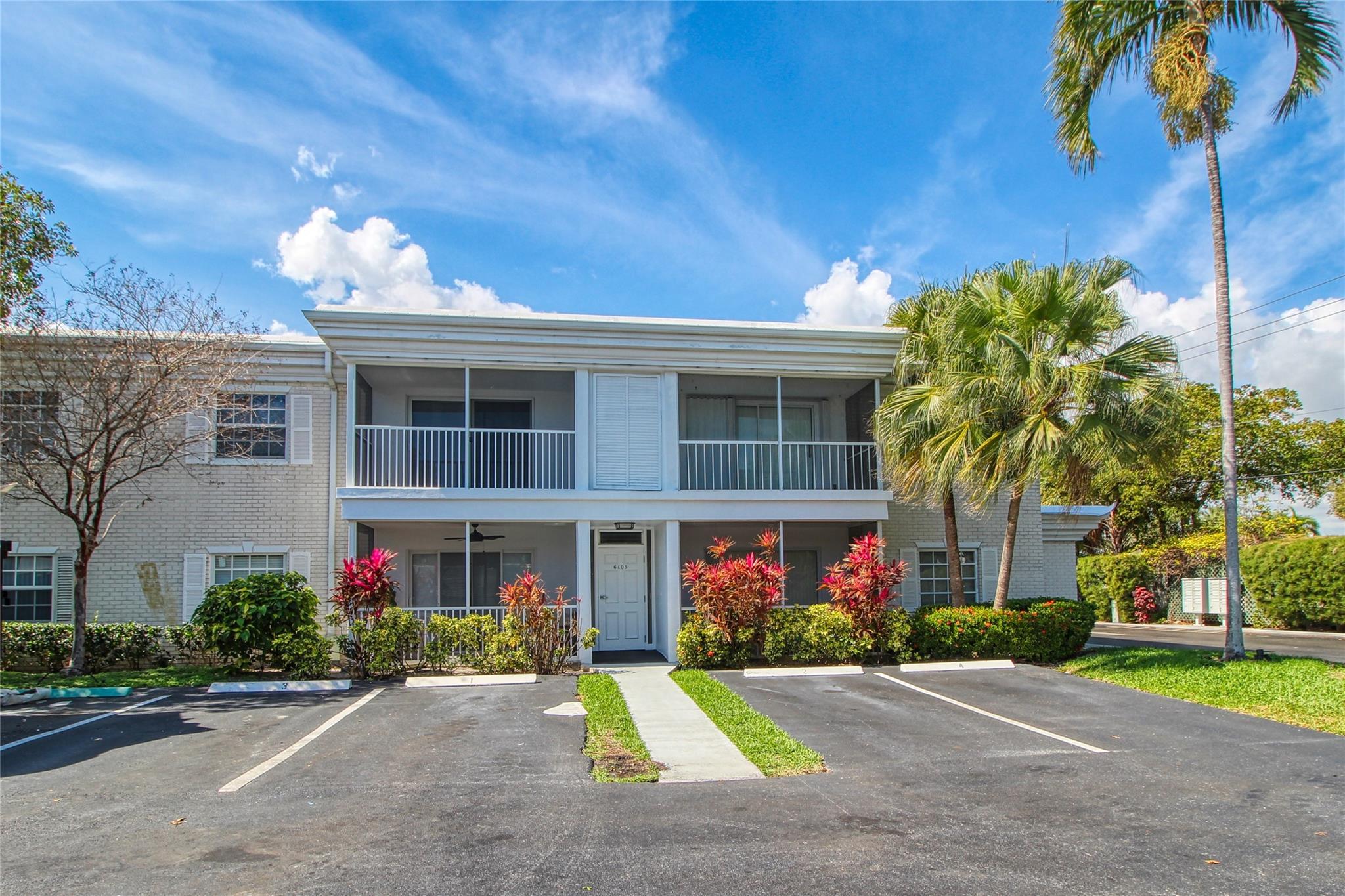 6409 Bay Clb Dr #3