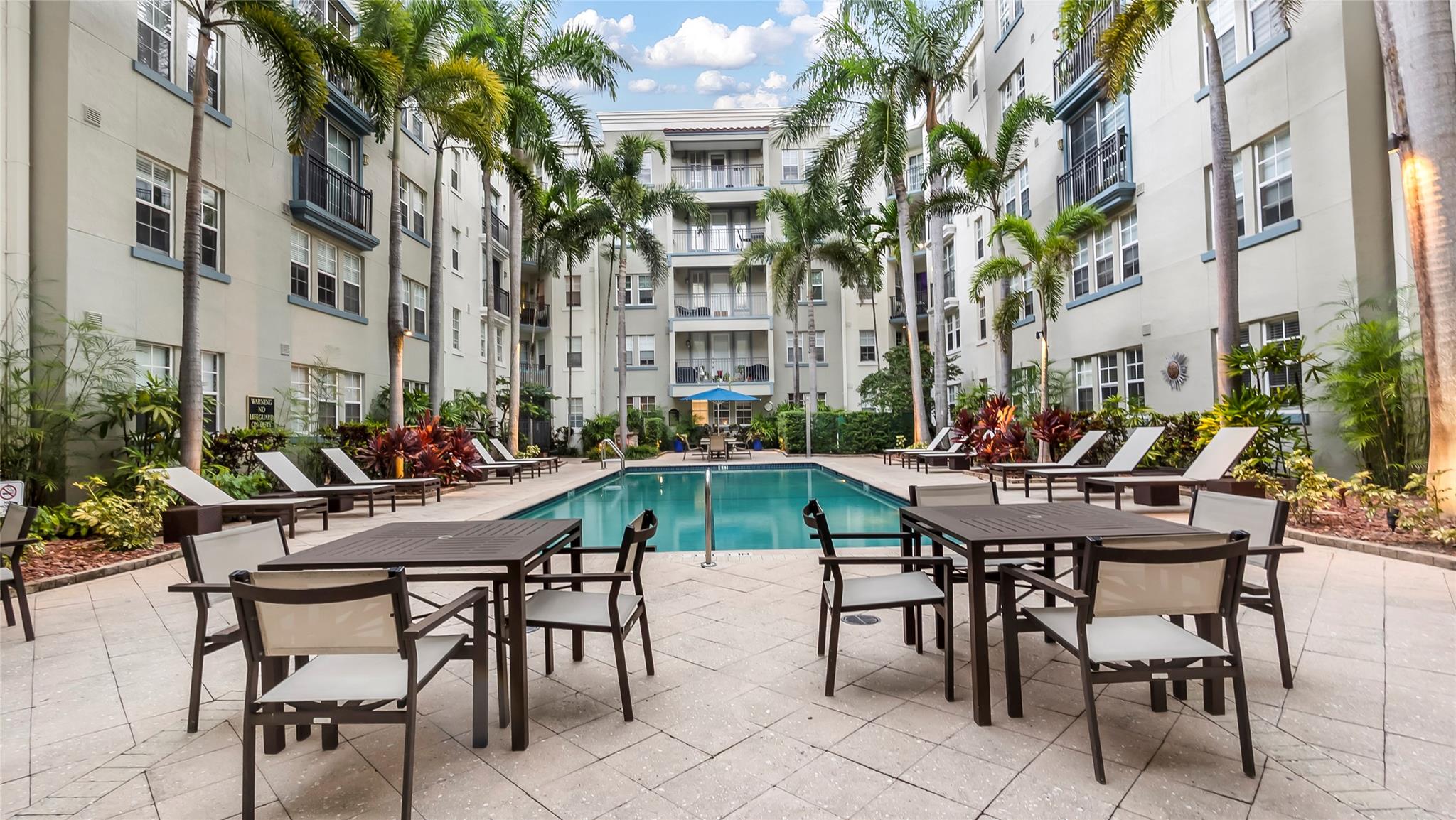 533 NE 3rd Ave #132
