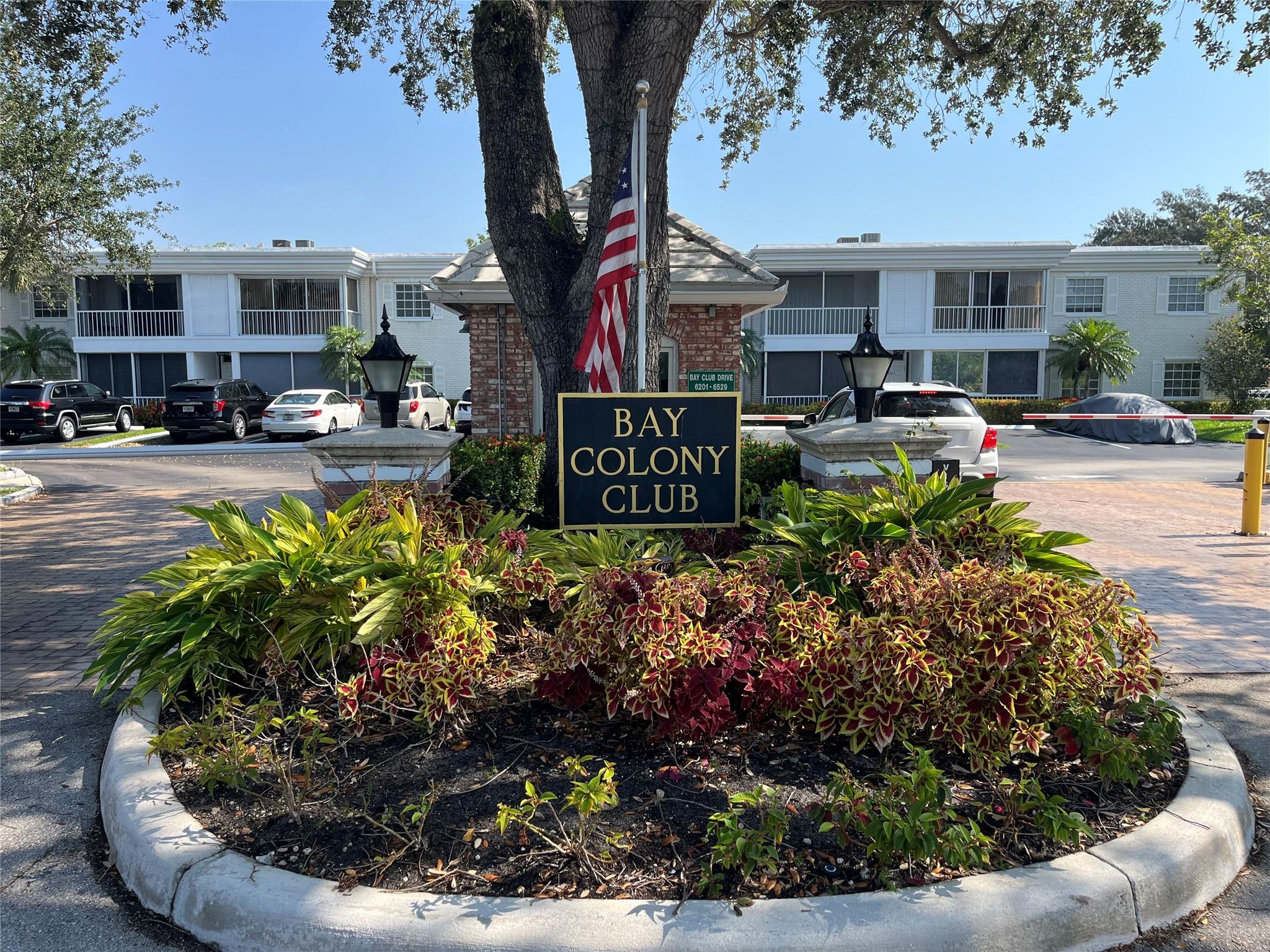 6437 Bay Clb Dr #3