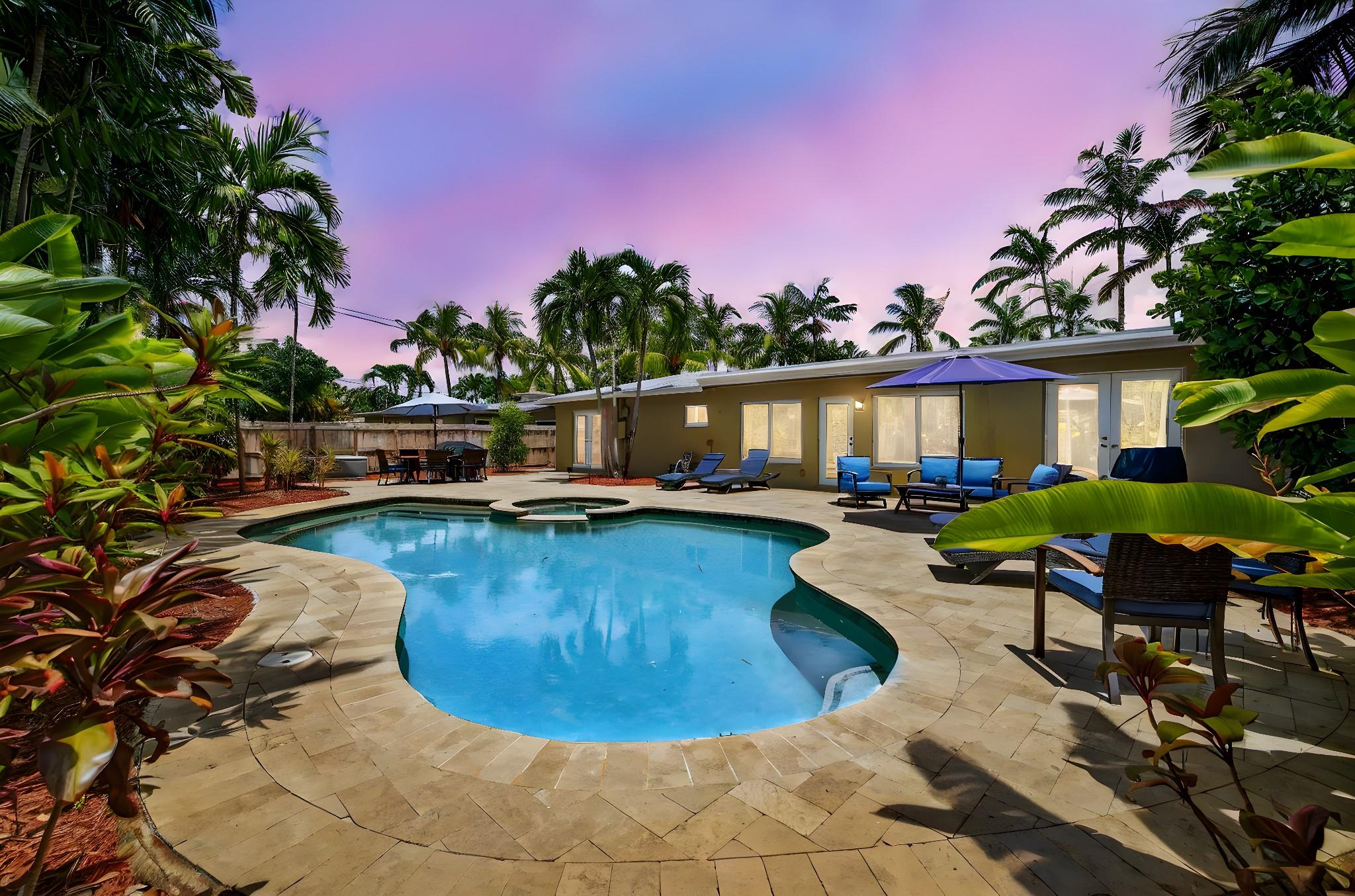 380 NW 35th Ct