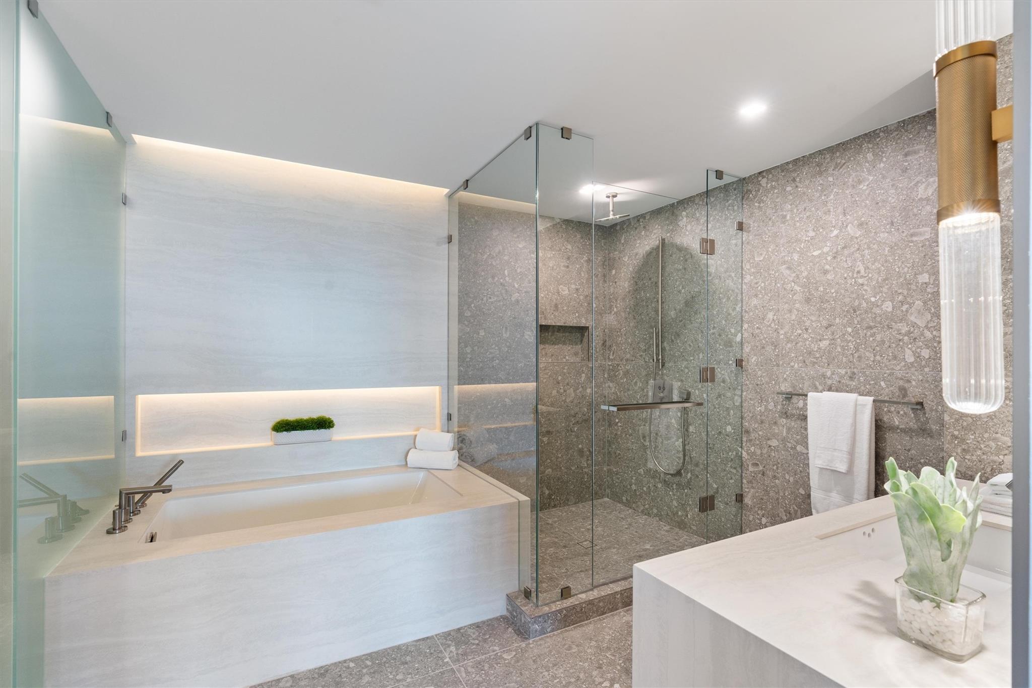 900 N Ocean Blvd #401 Pompano Beach, FL 33062