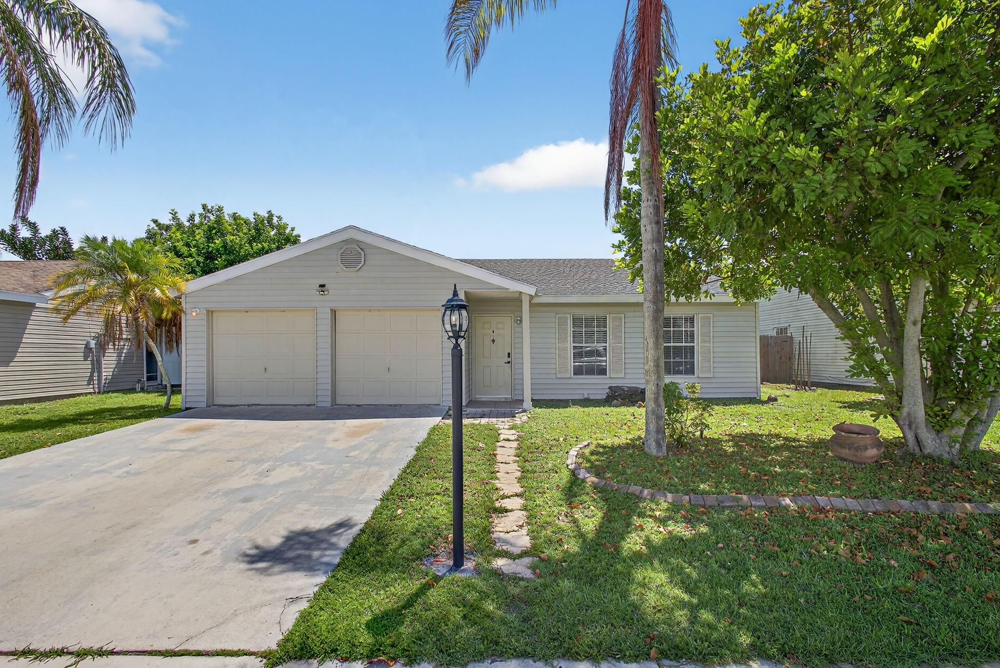 5058 Canal Cir