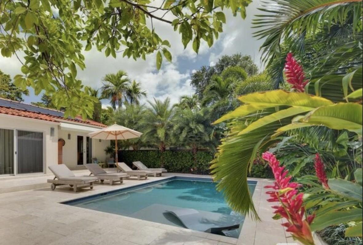 440 NE 53rd St Miami, FL 33137