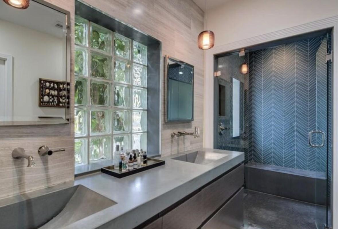 440 NE 53rd St Miami, FL 33137