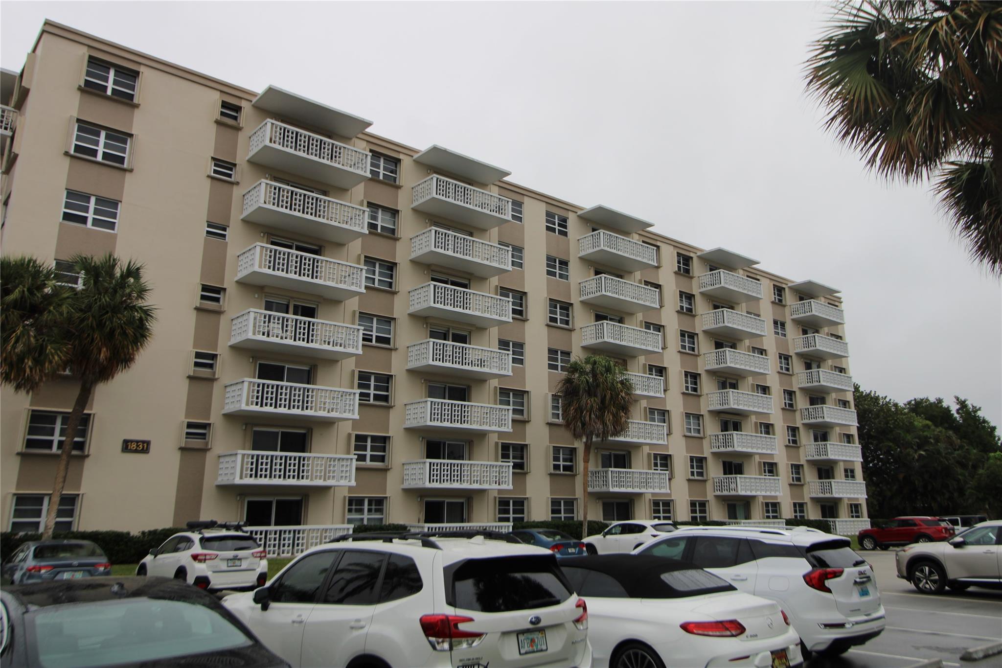 1831 NE 38th St #509