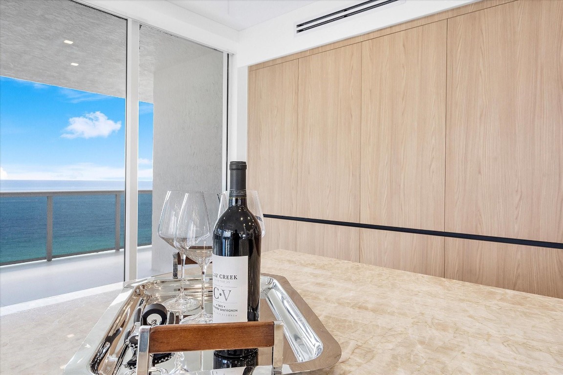 3100 N Ocean #1501 Fort Lauderdale, FL 33308