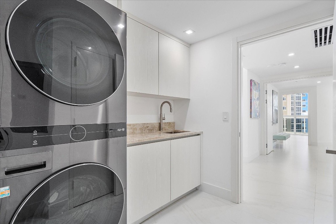 3100 N Ocean #1501 Fort Lauderdale, FL 33308