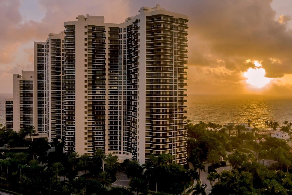 3100 N Ocean #1501 Fort Lauderdale, FL 33308