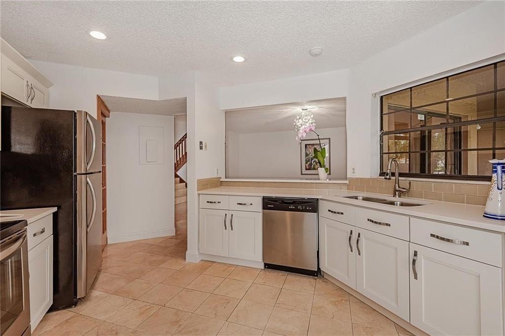 9329 W Sunrise Blvd #9329