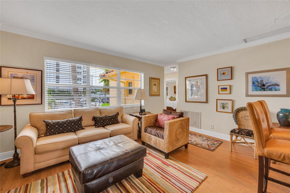 341 N Birch Rd #204 Fort Lauderdale, FL 33304