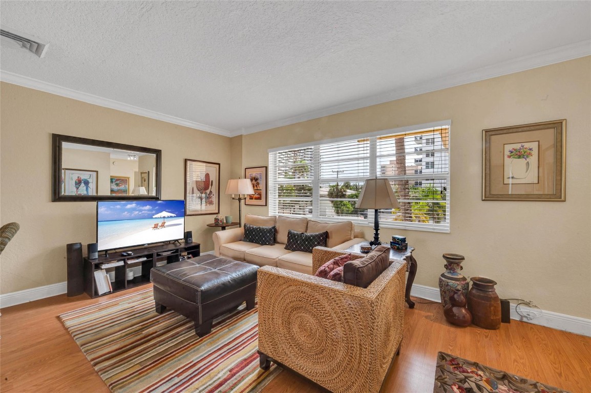 341 N Birch Rd #204 Fort Lauderdale, FL 33304