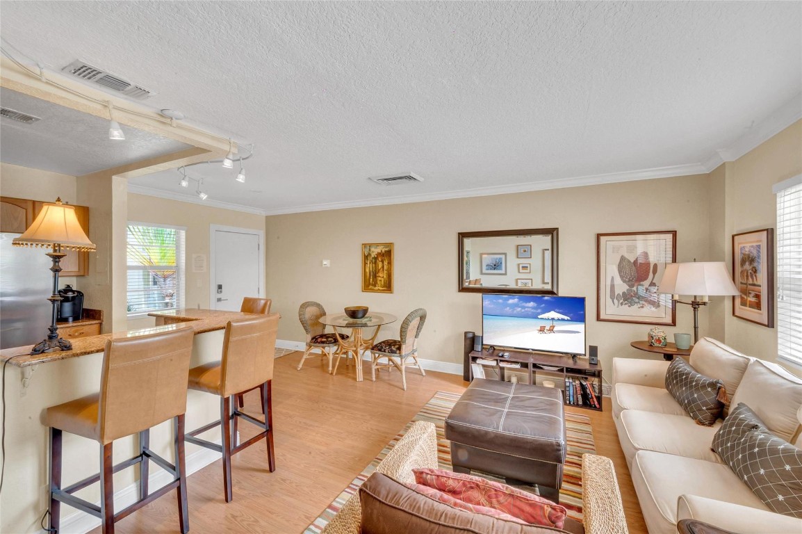 341 N Birch Rd #204 Fort Lauderdale, FL 33304