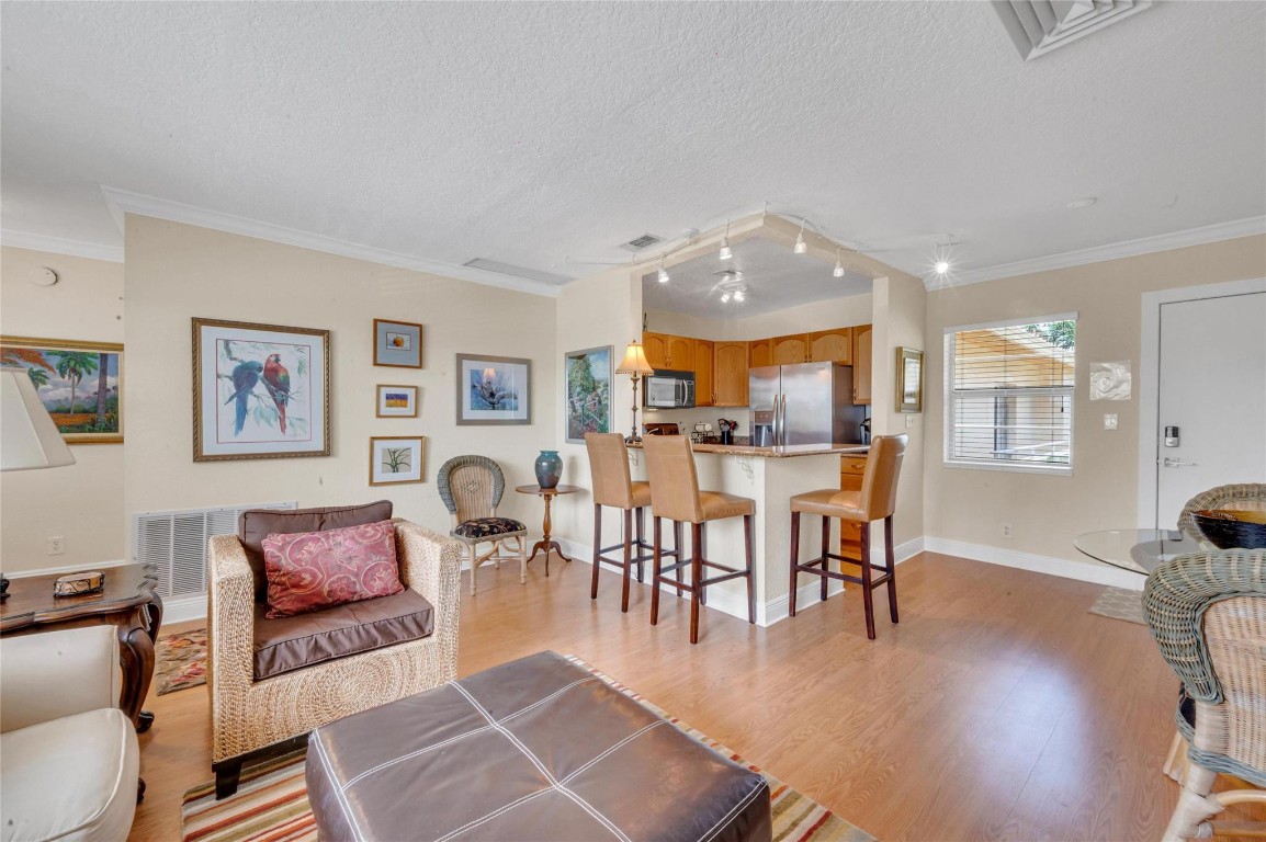 341 N Birch Rd #204 Fort Lauderdale, FL 33304