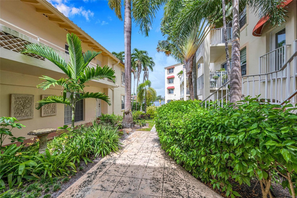 341 N Birch Rd #204 Fort Lauderdale, FL 33304