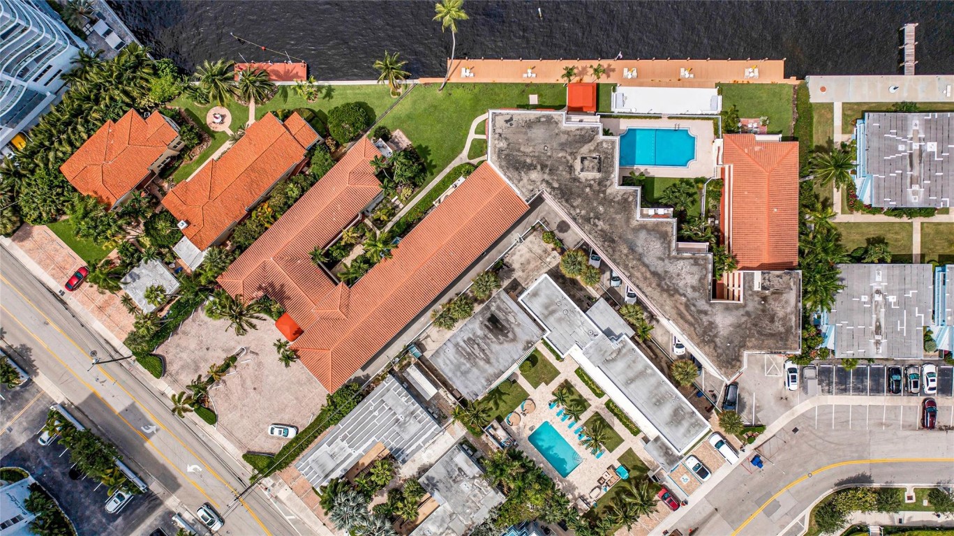 341 N Birch Rd #204 Fort Lauderdale, FL 33304