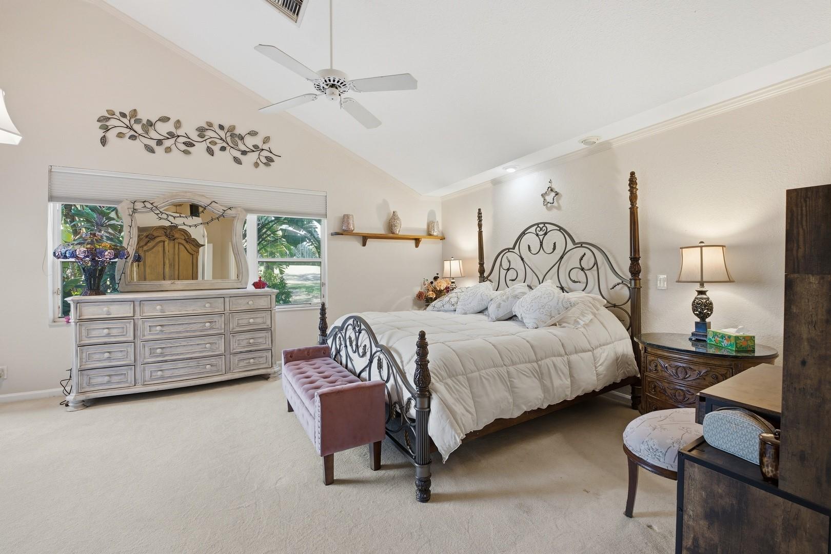 6441 Three Lks Ln Boynton Beach, FL 33437