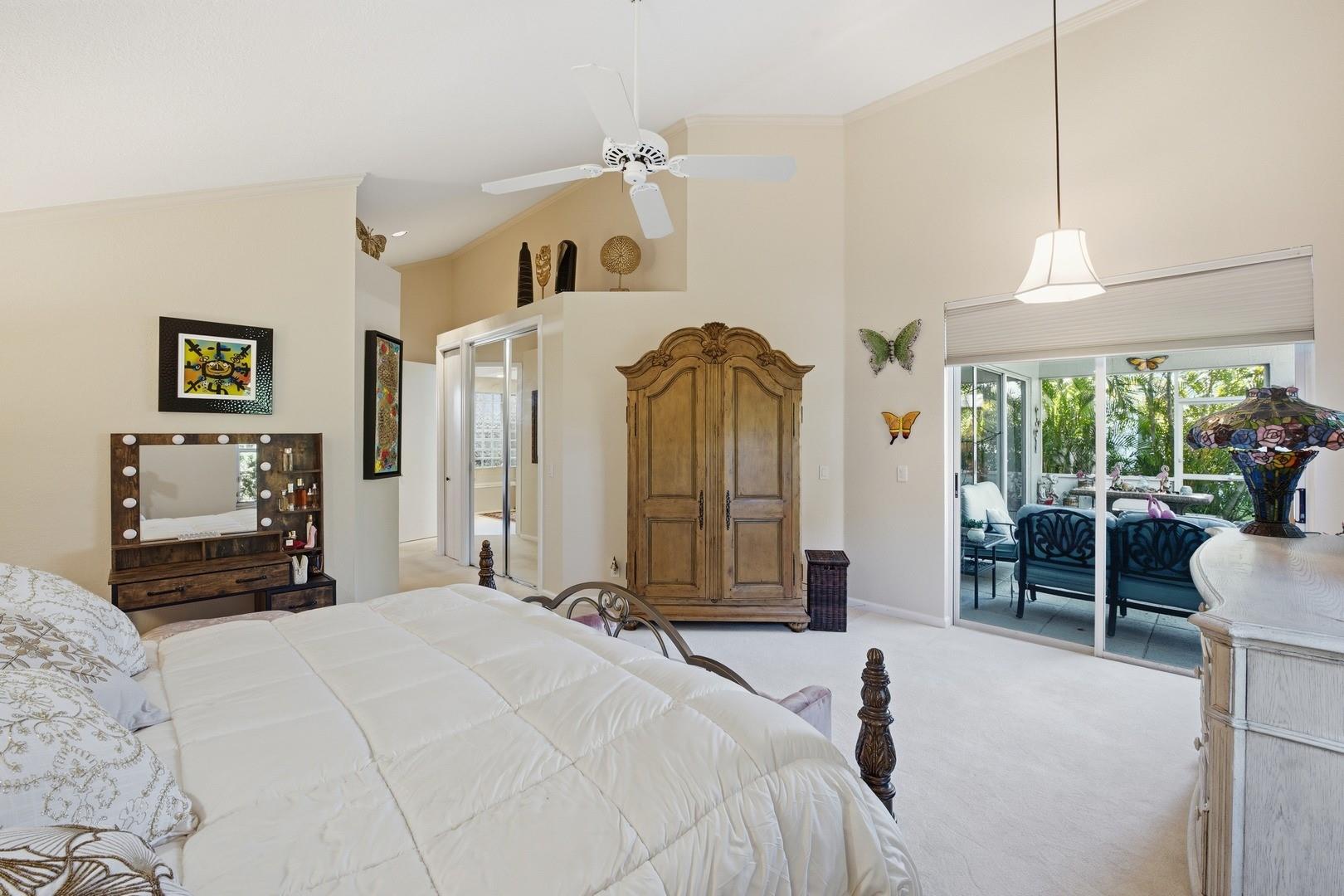 6441 Three Lks Ln Boynton Beach, FL 33437