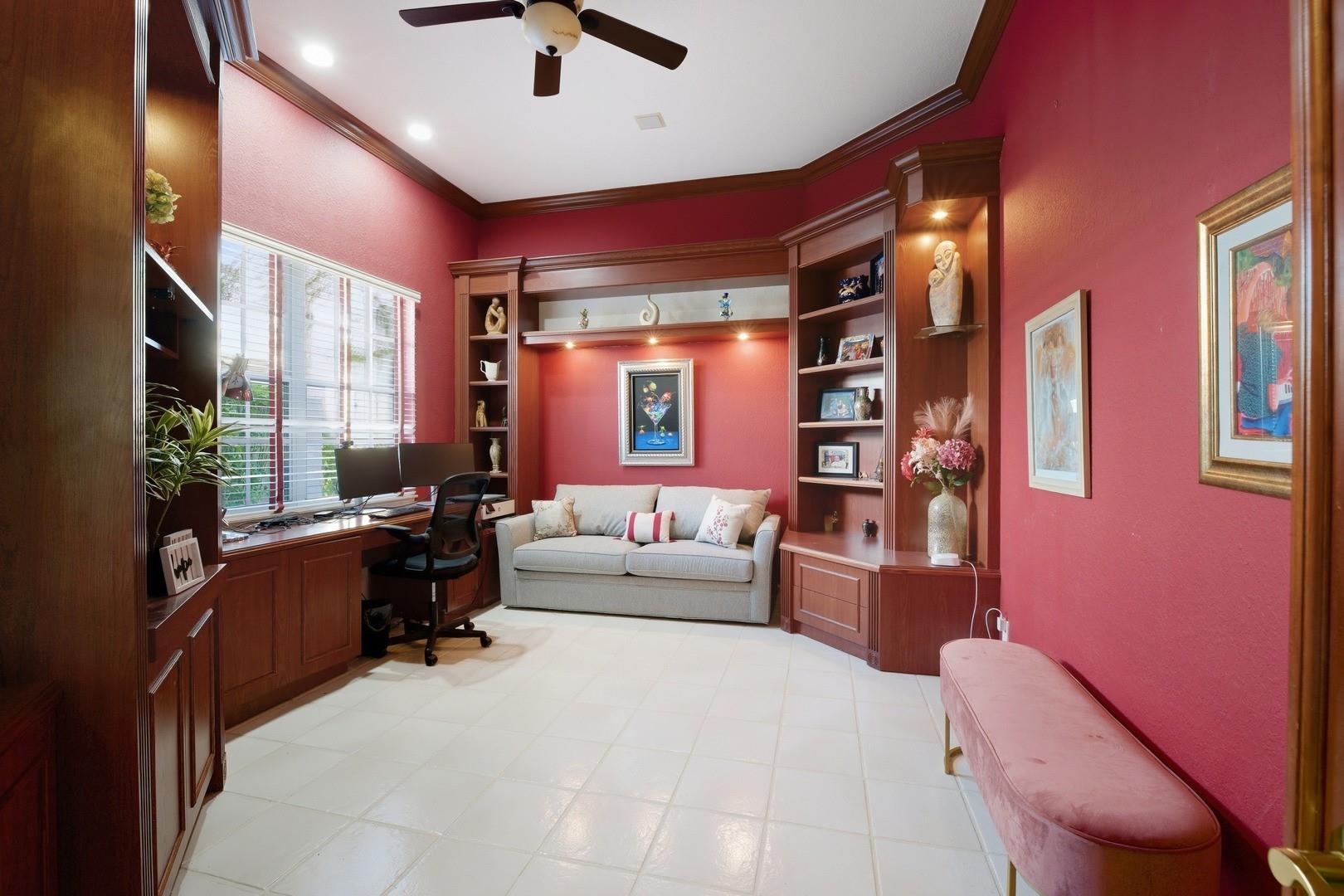 6441 Three Lks Ln Boynton Beach, FL 33437