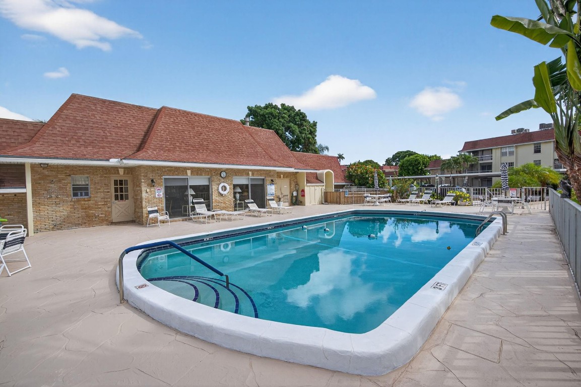 5580 Tamberlane #133