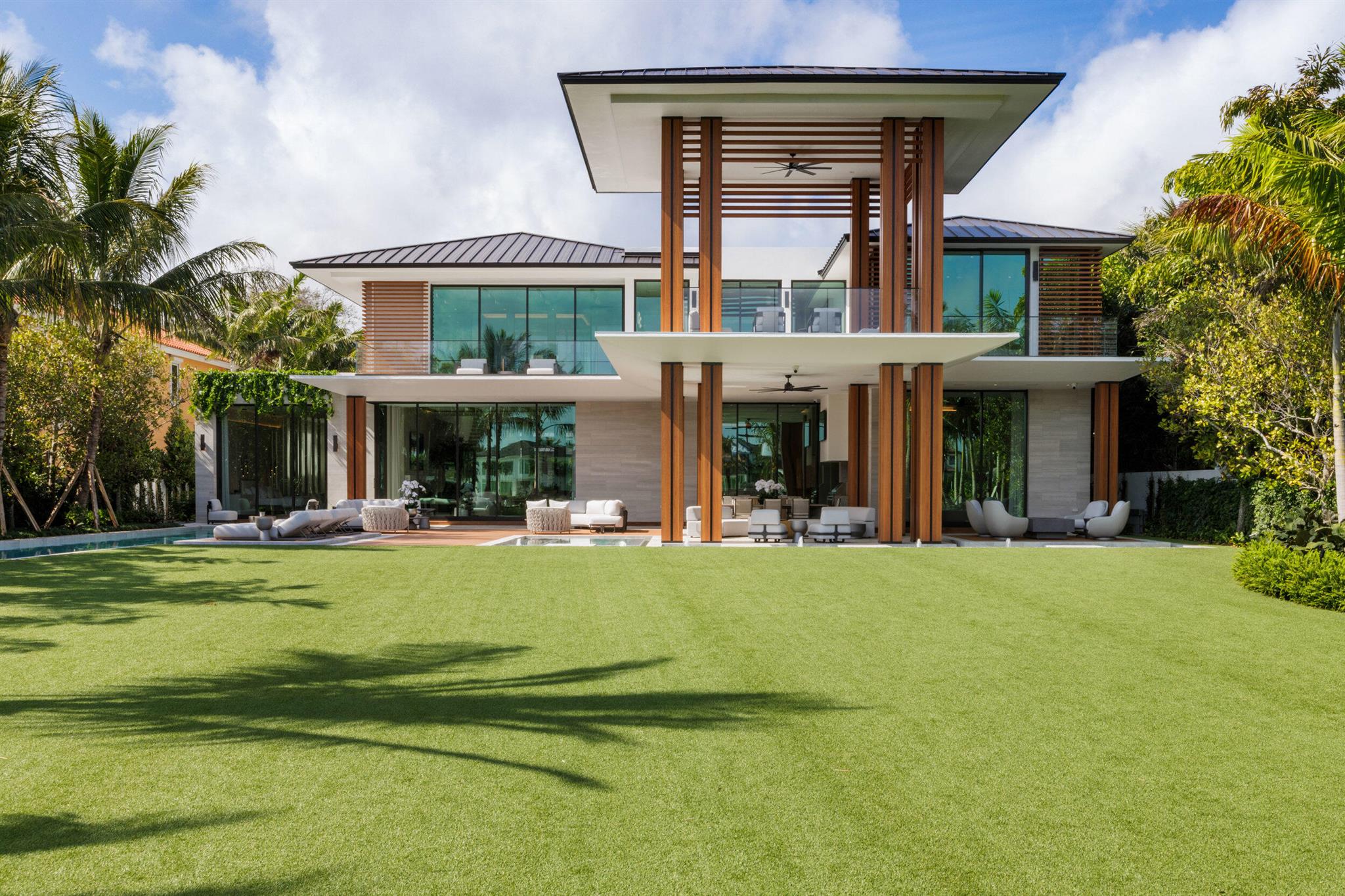 2415 Casas De Marbella Dr Palm Beach Gardens, FL 33410 2415 Casas De Marbella Dr Palm Beach Gardens, FL 33410