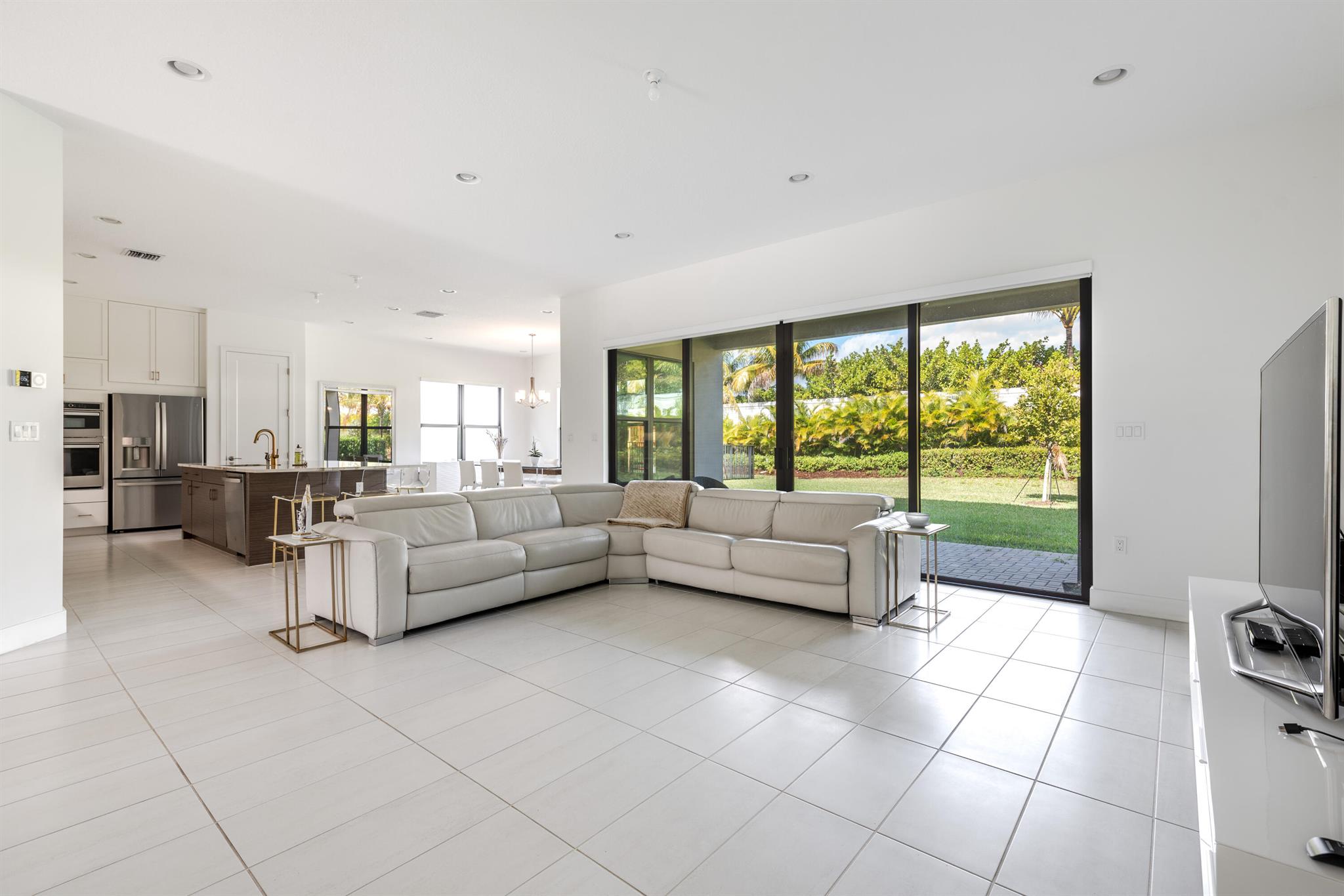 8131 Laurel Falls Dr Dr,Boca Raton, FL 33496