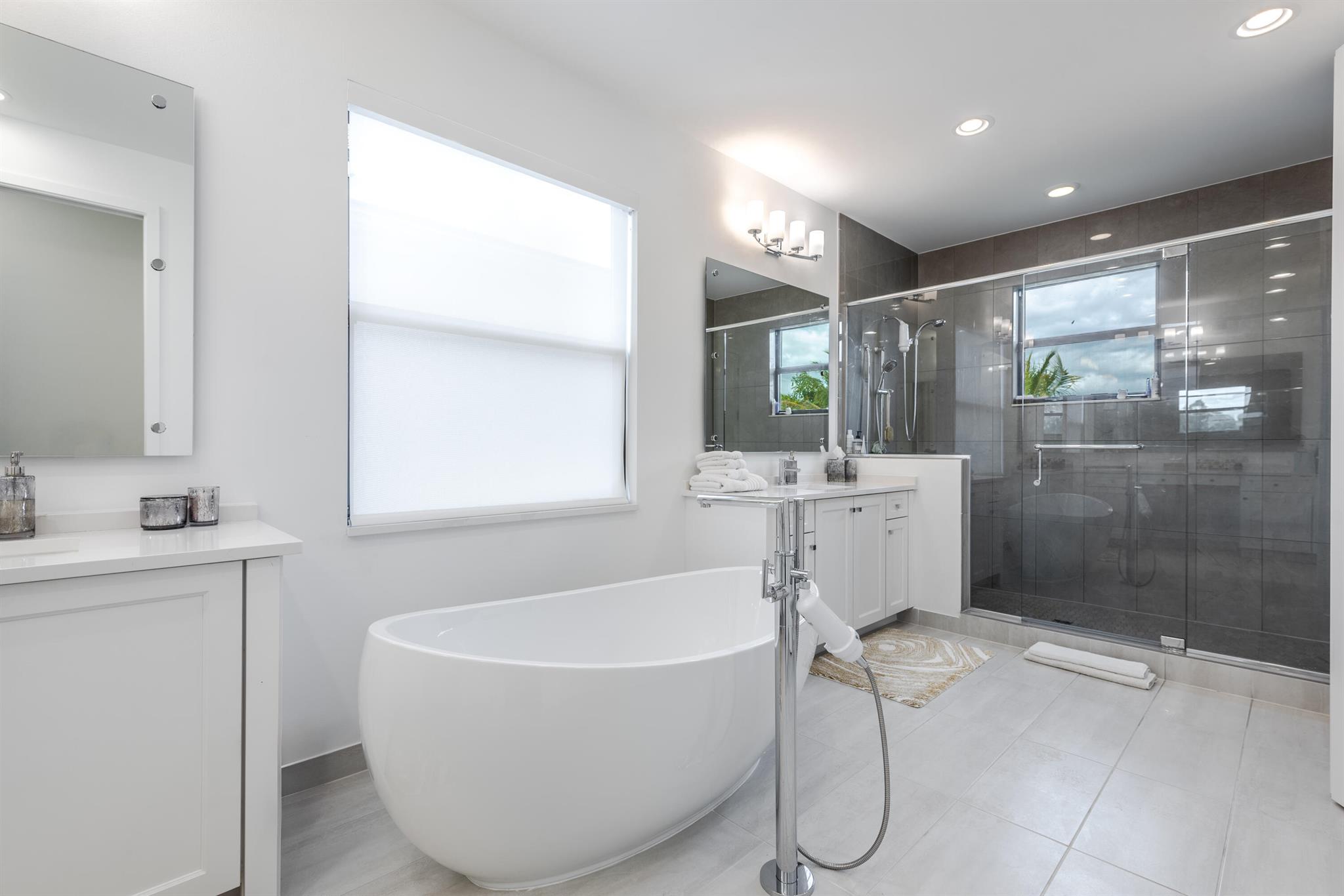 8131 Laurel Falls Dr Dr,Boca Raton, FL 33496