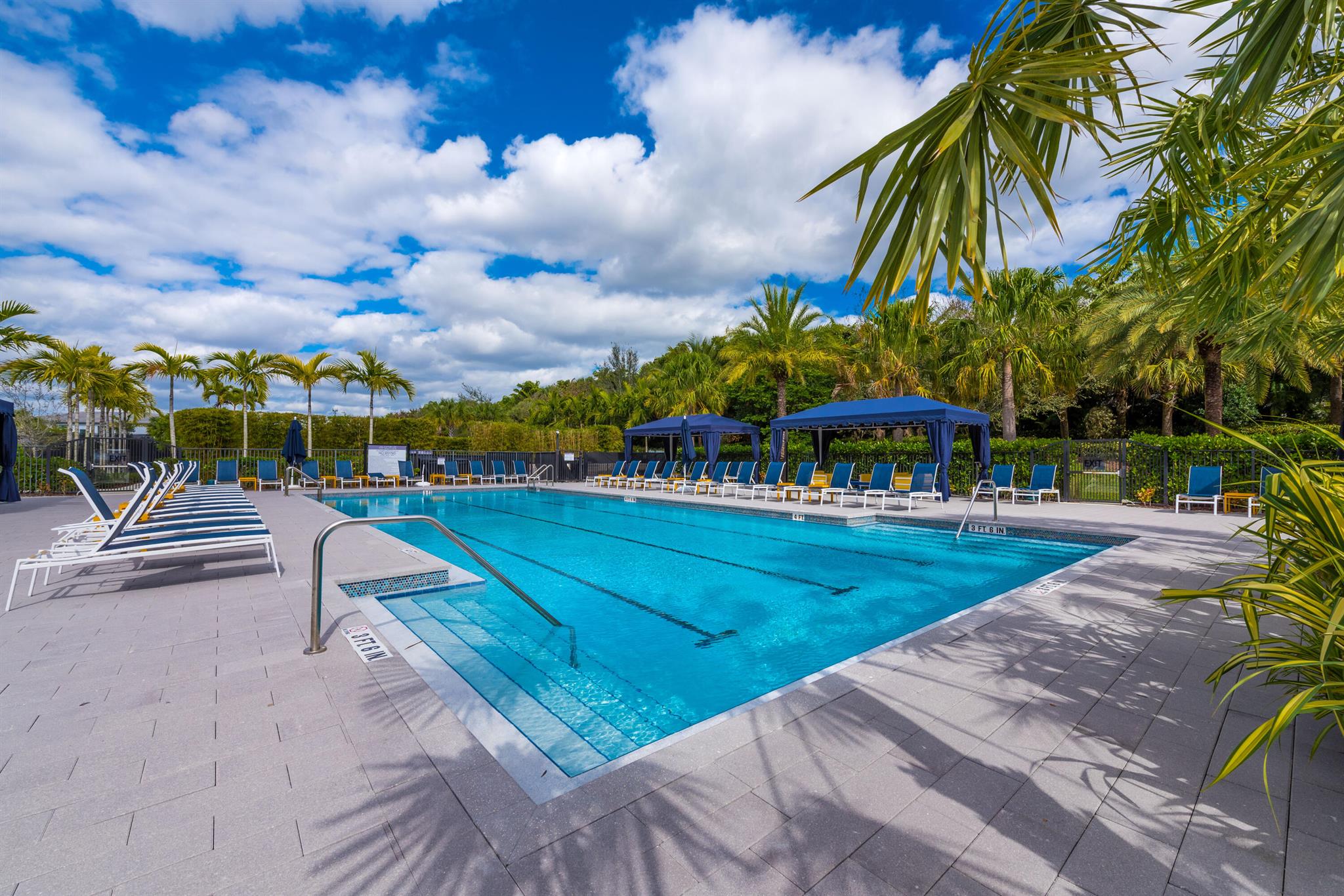 8131 Laurel Falls Dr Dr,Boca Raton, FL 33496