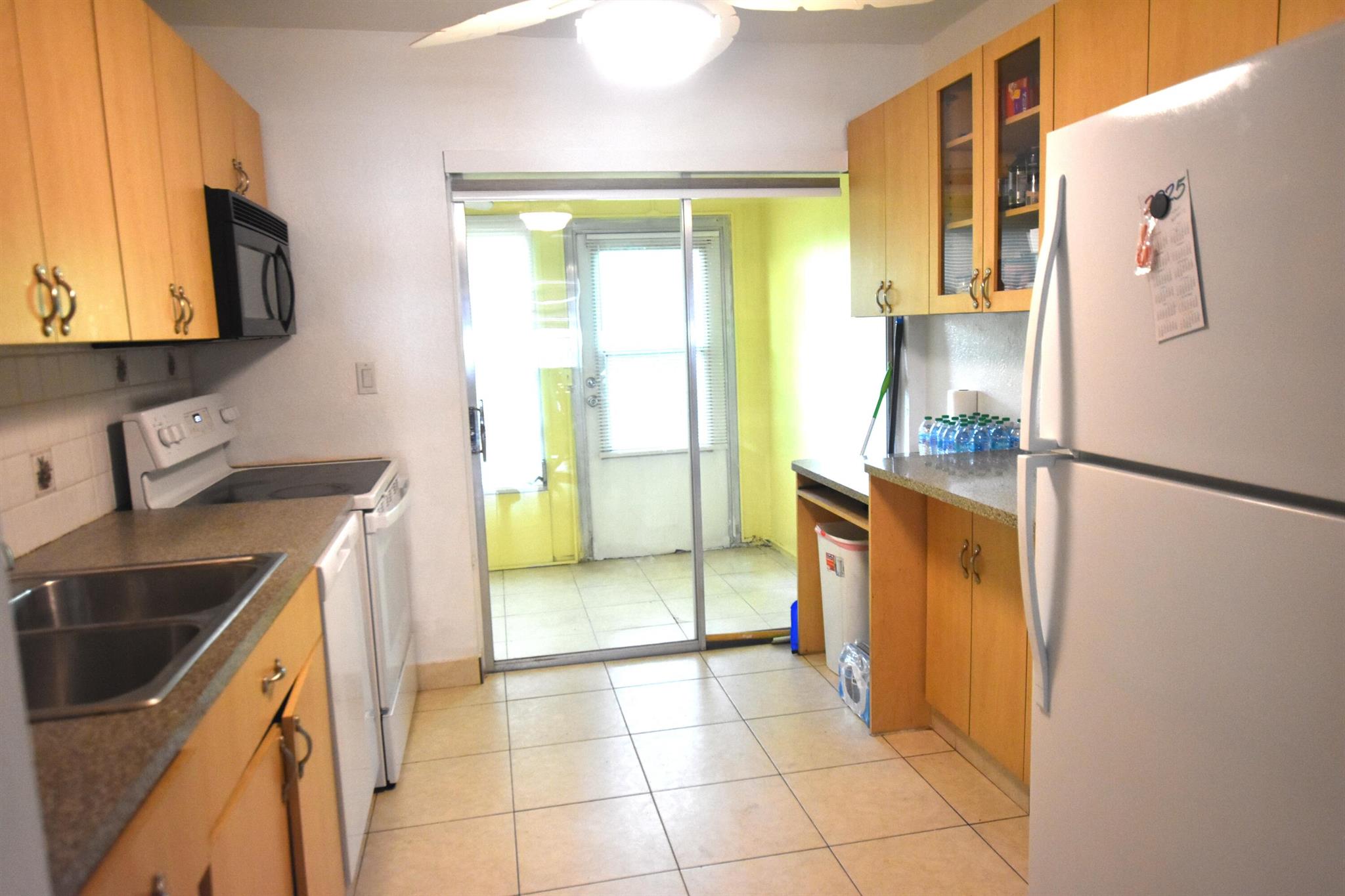 251 NW 76th Ave #105