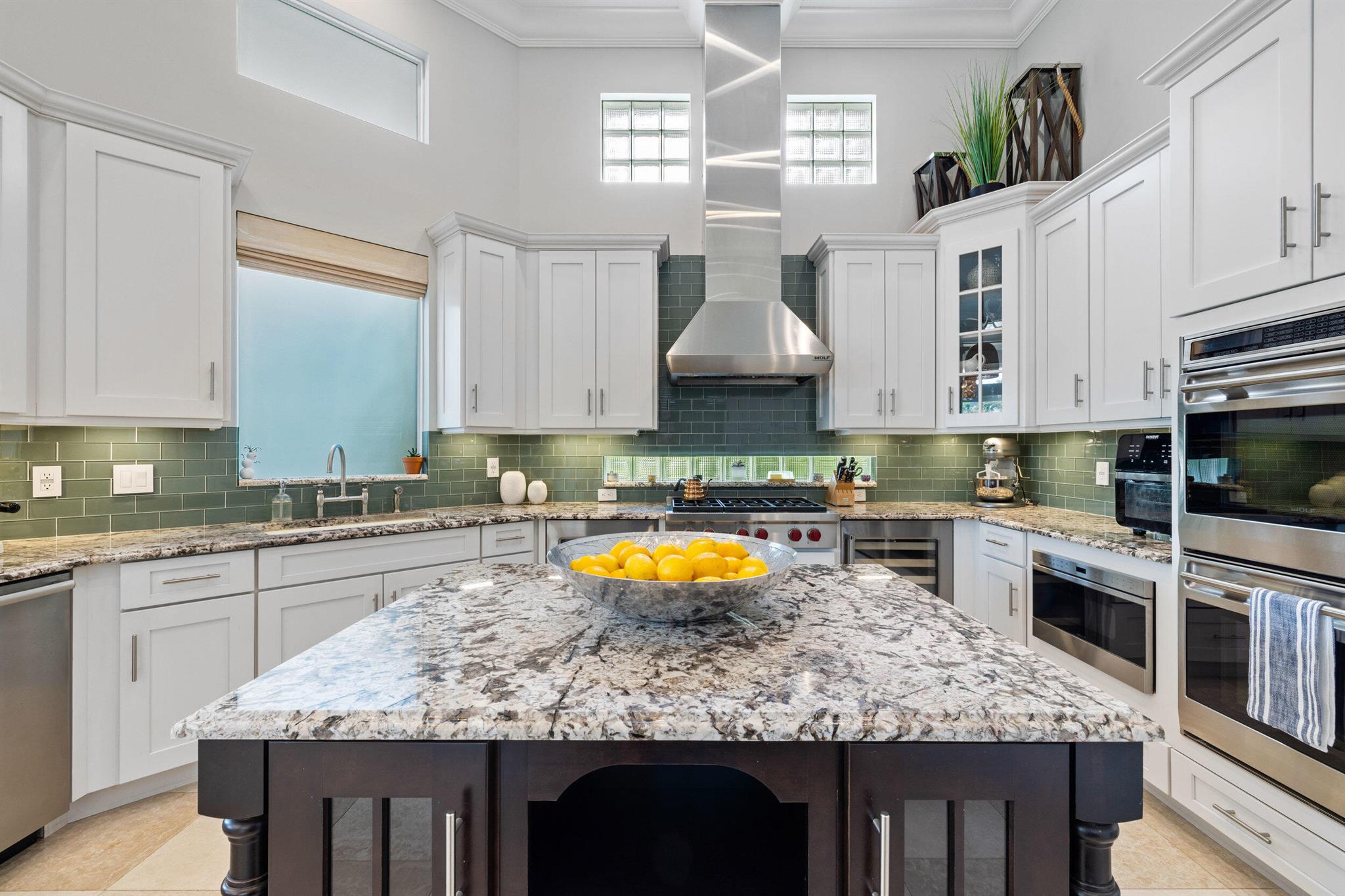 13901 Willow Cay Dr North Palm Beach, FL 33408 13901 Willow Cay Dr North Palm Beach, FL 33408