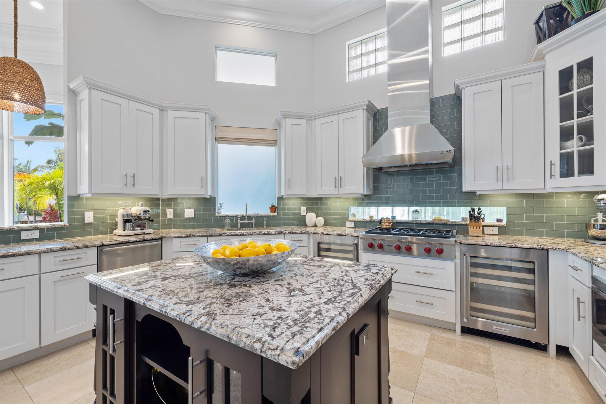 13901 Willow Cay Dr North Palm Beach, FL 33408 13901 Willow Cay Dr North Palm Beach, FL 33408