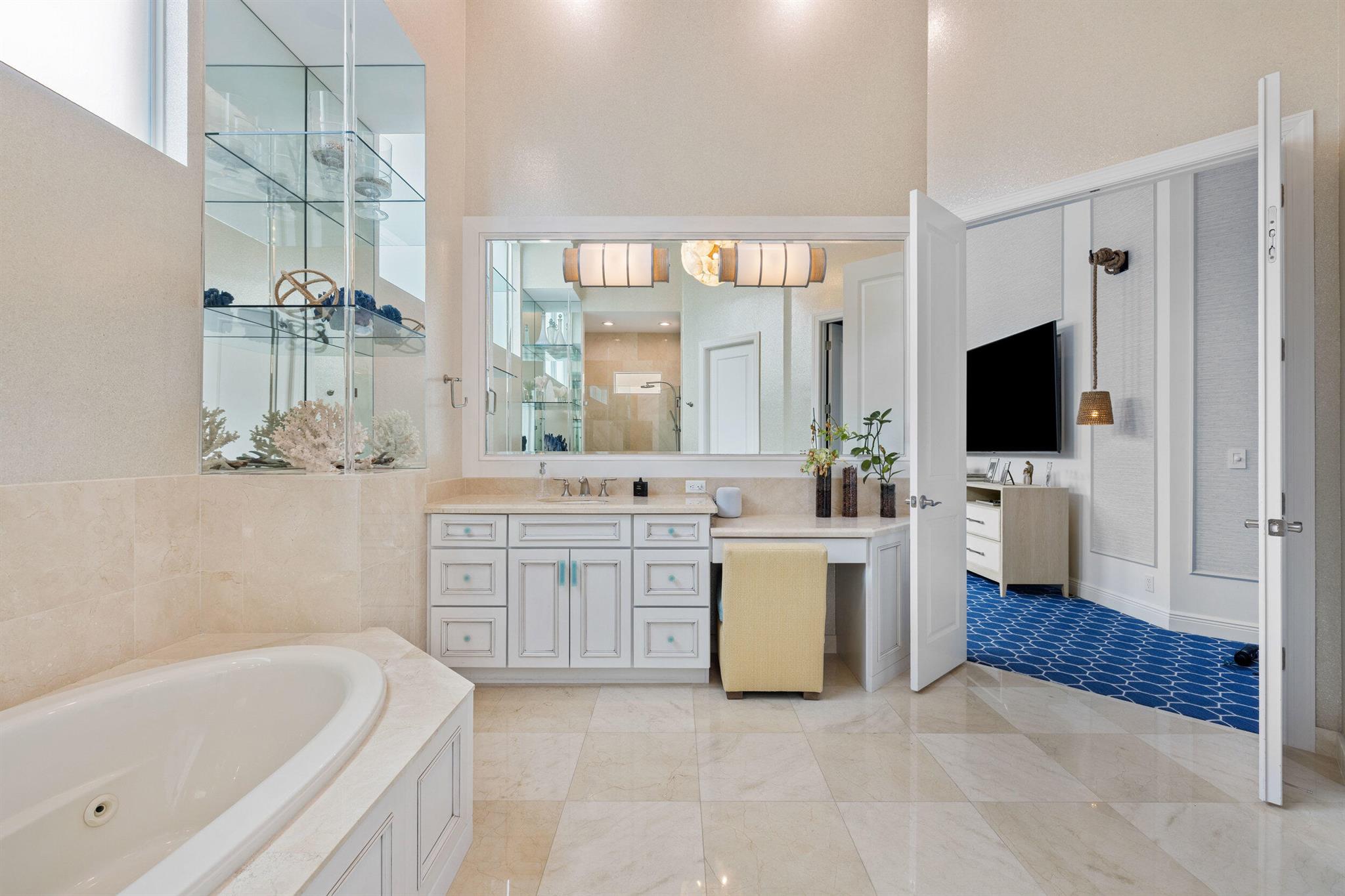 13901 Willow Cay Dr North Palm Beach, FL 33408 13901 Willow Cay Dr North Palm Beach, FL 33408